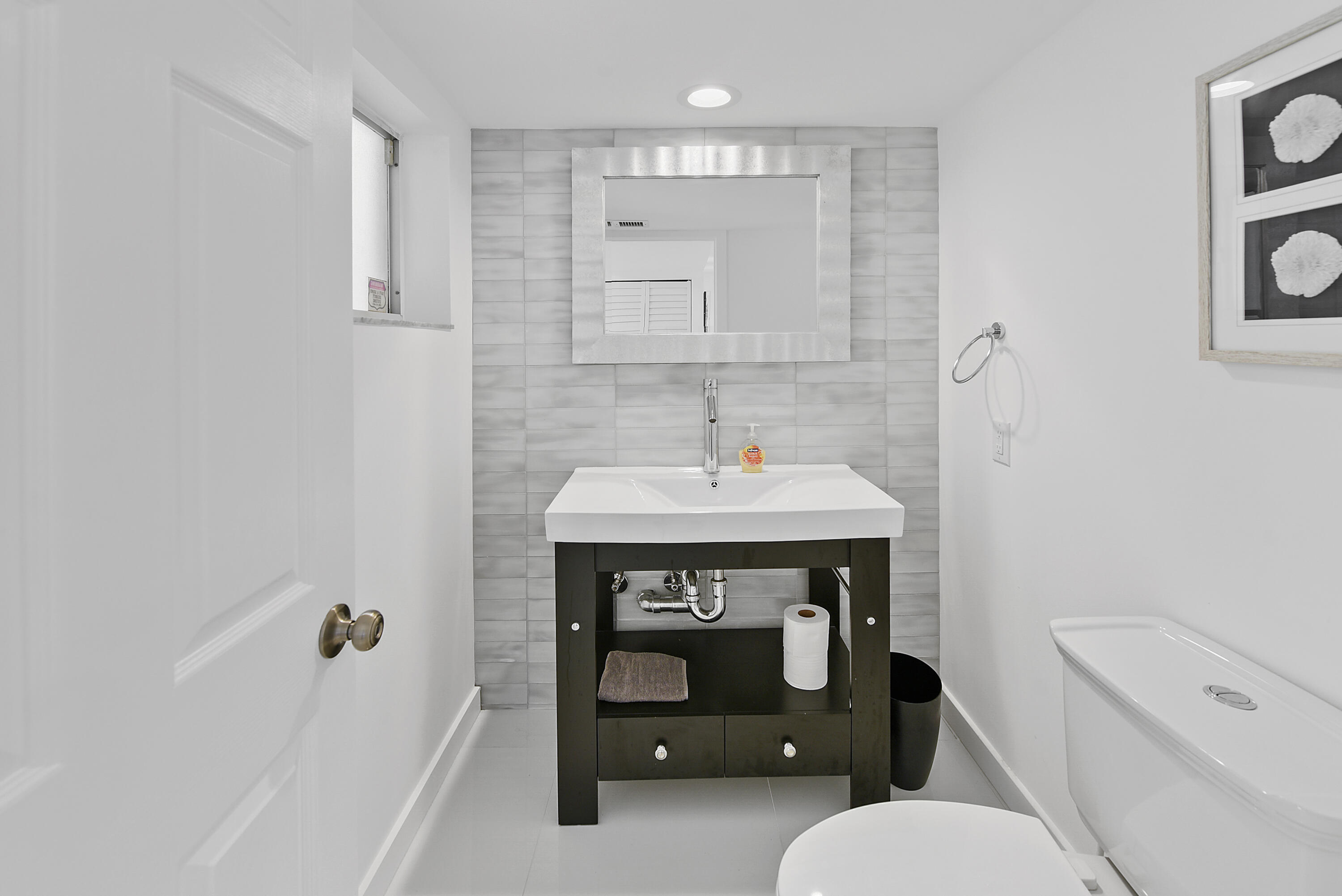 7369 Orangewood Lane 303