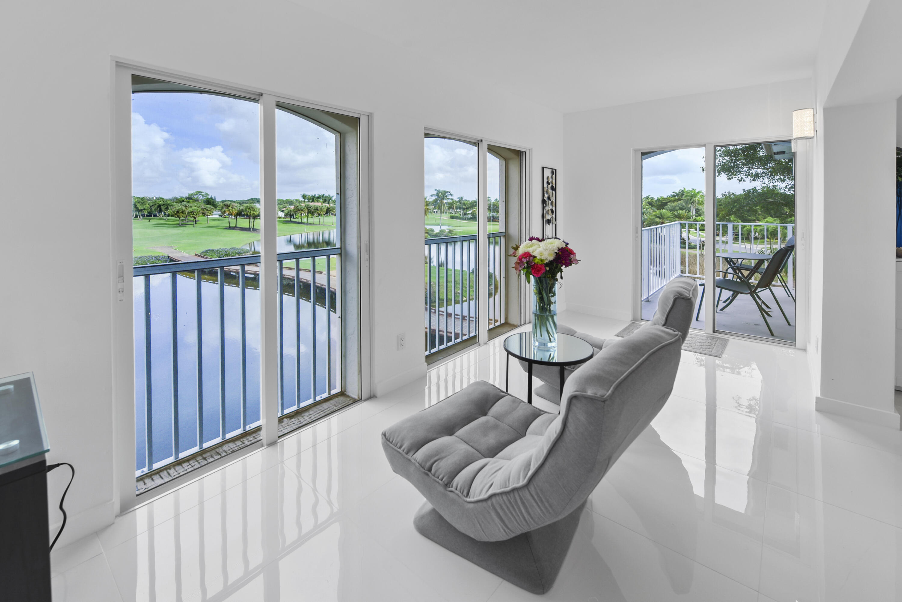 7369 Orangewood Lane 303