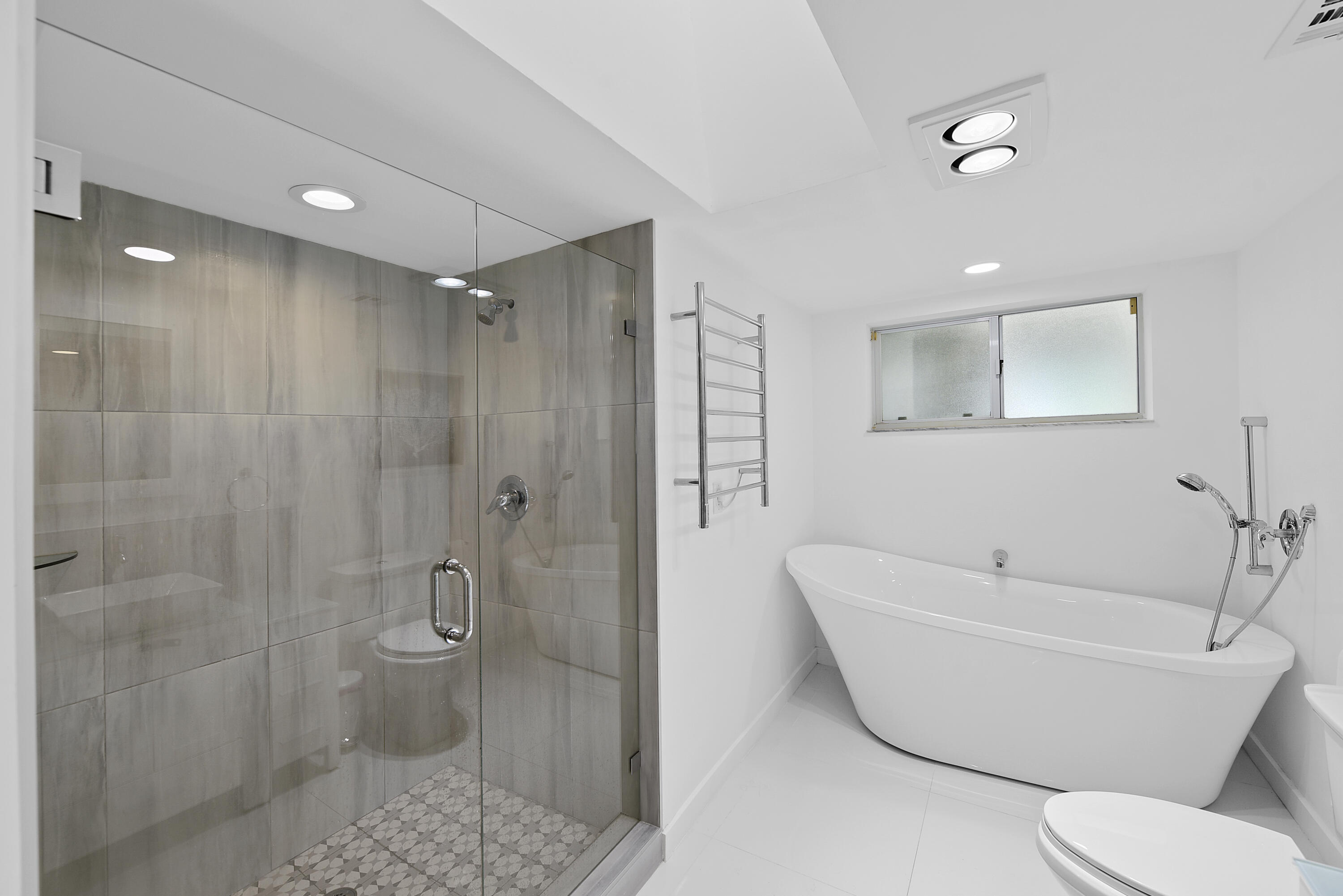 7369 Orangewood Lane 303