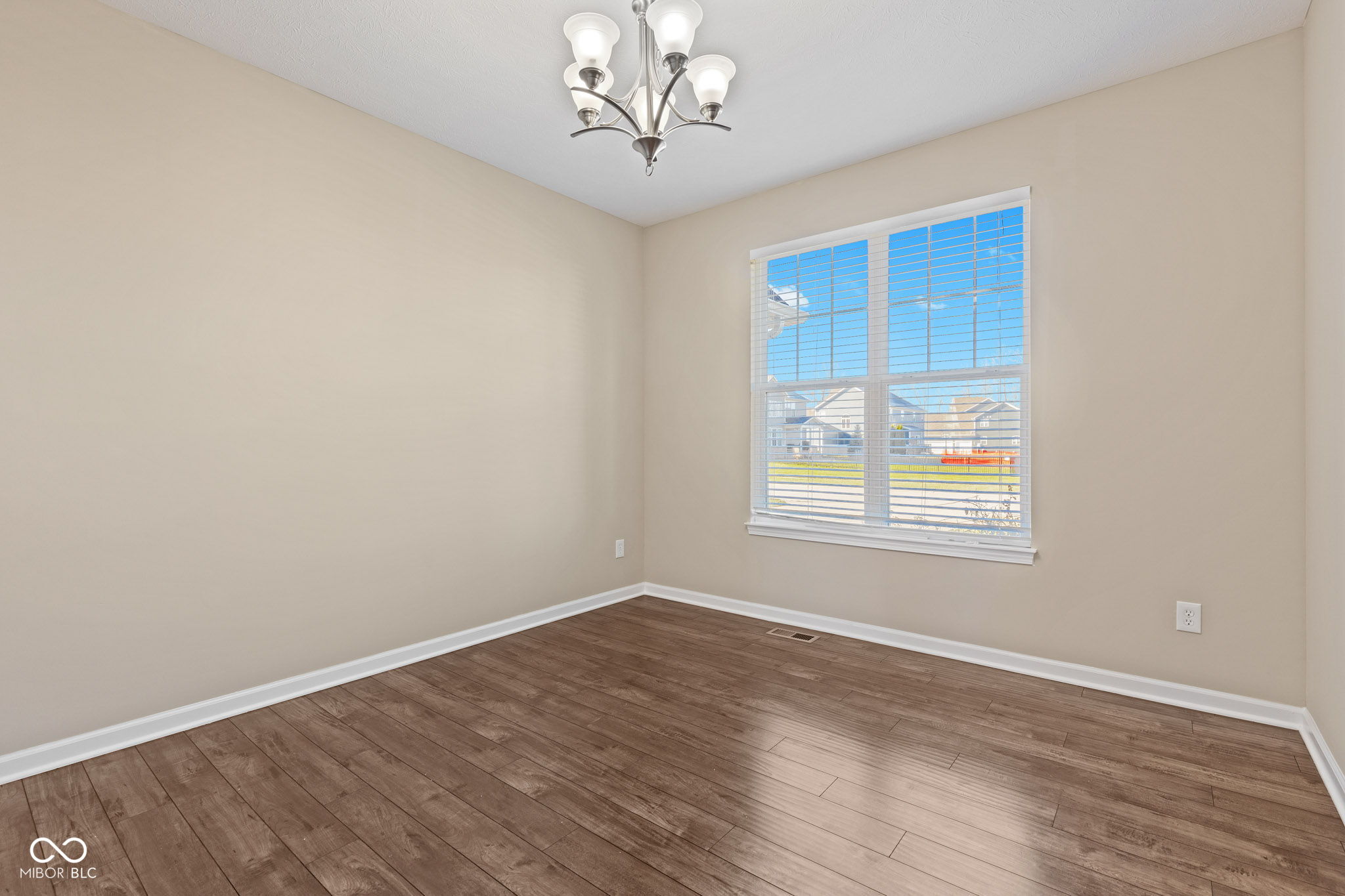 2377 Chandler Way