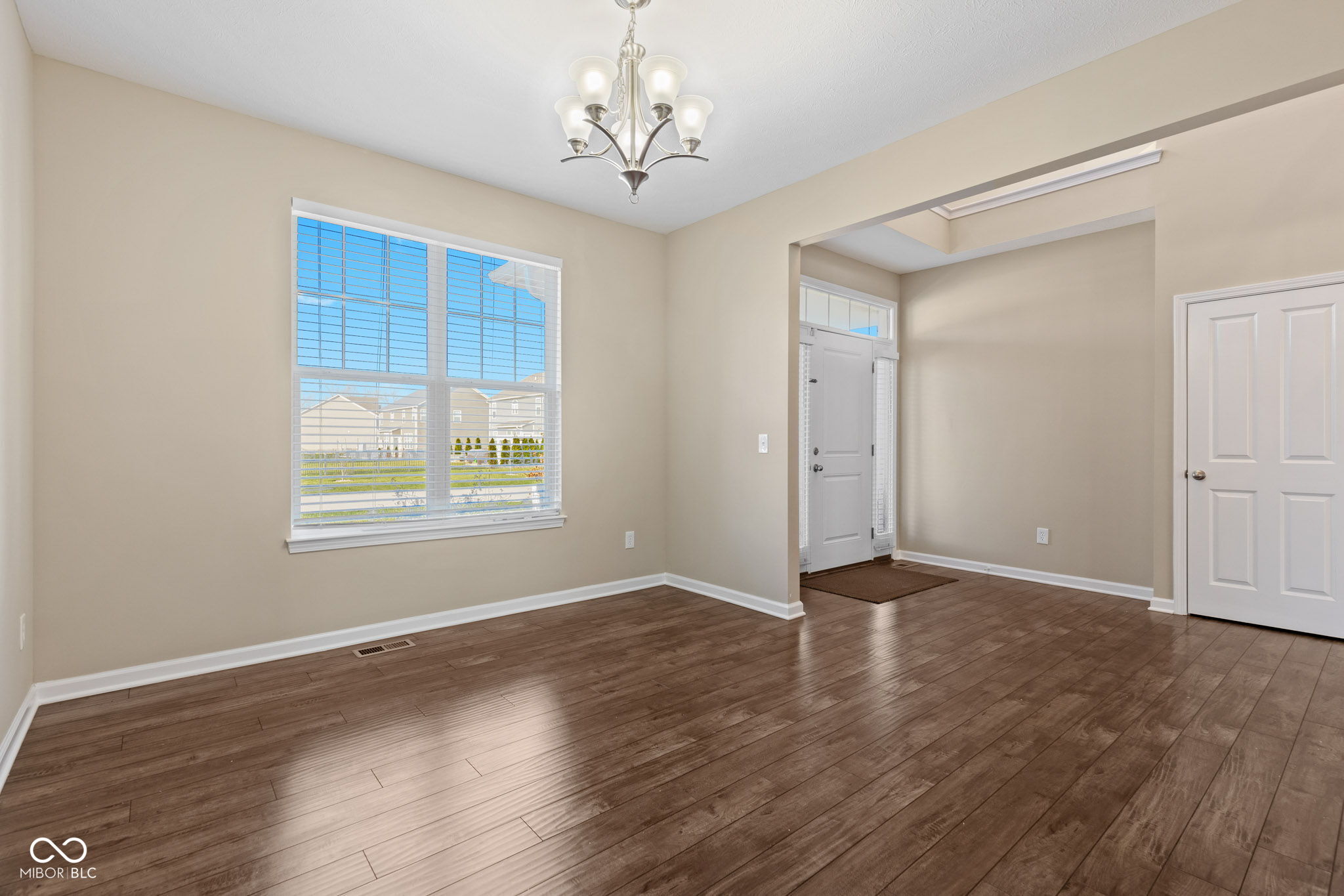 2377 Chandler Way