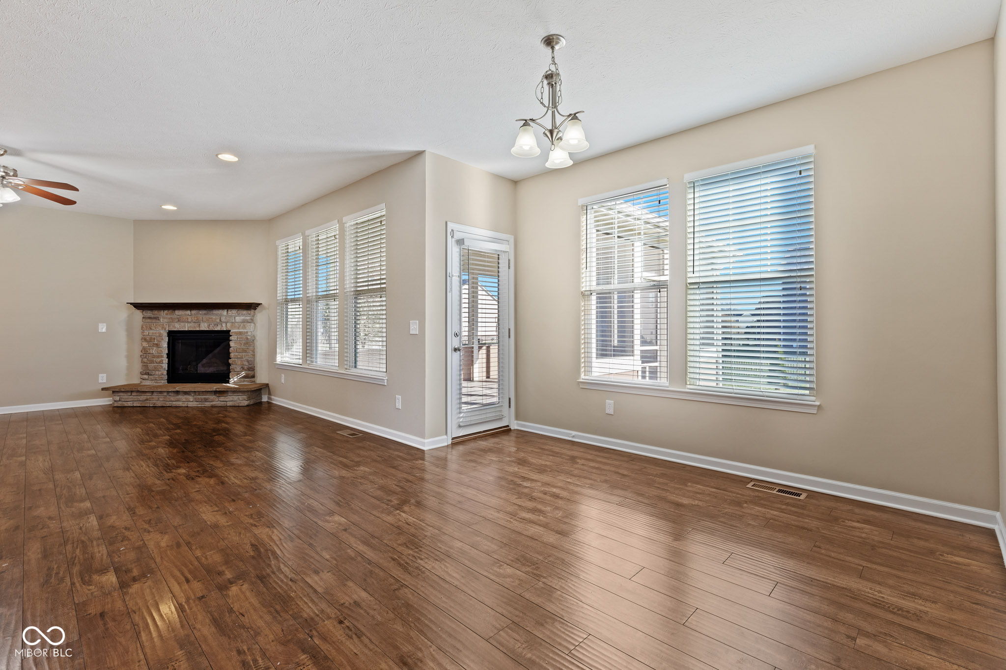 2377 Chandler Way