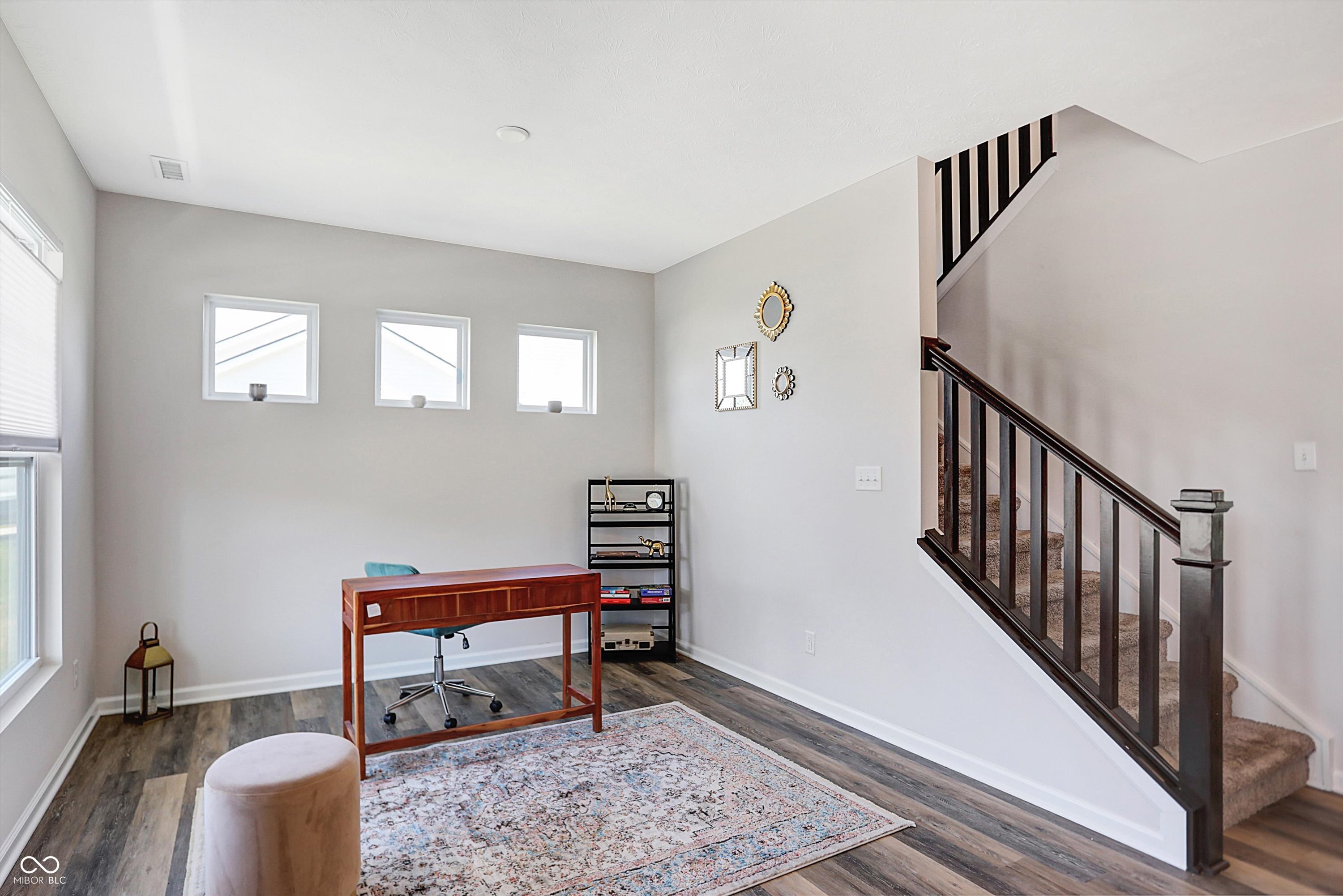 1287 Tanager Way