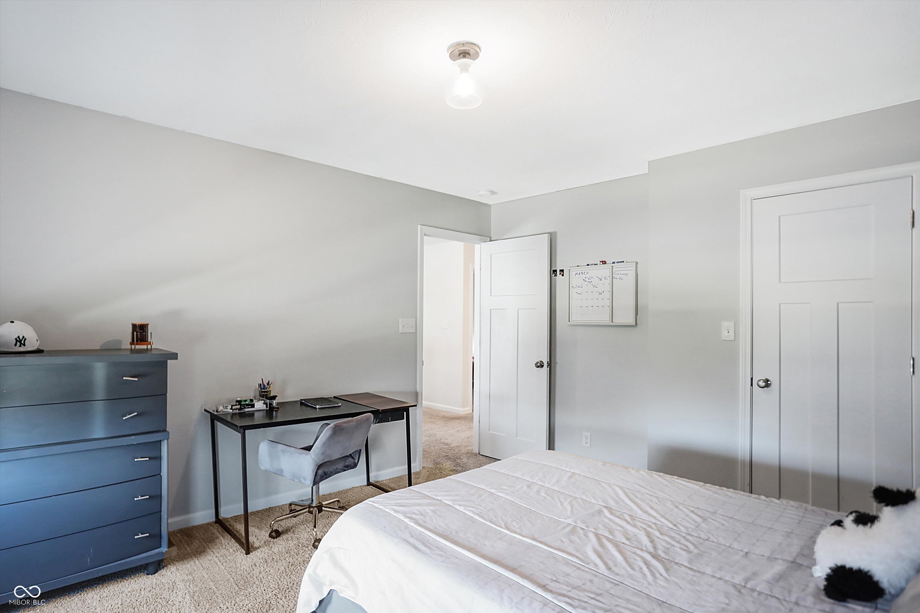 1287 Tanager Way