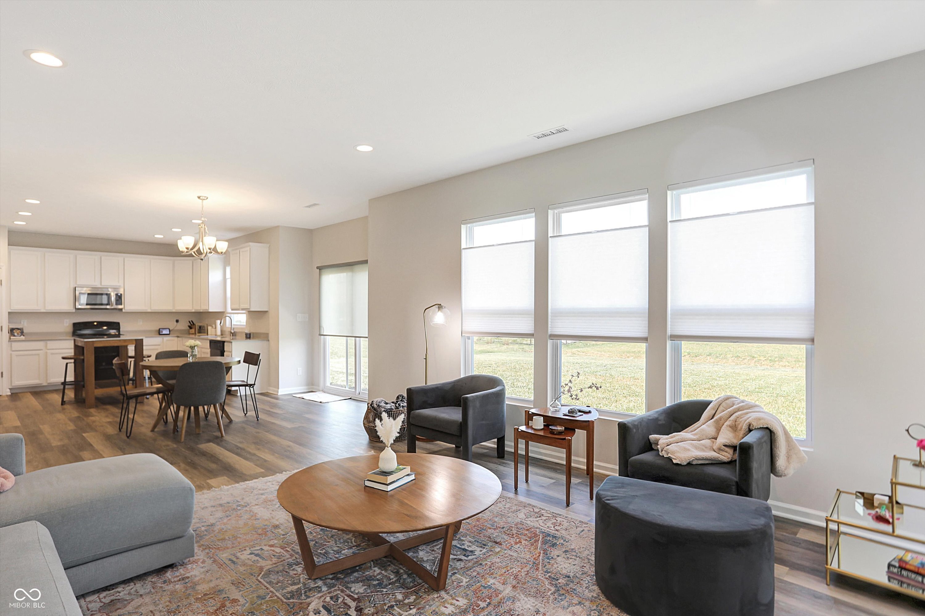 1287 Tanager Way