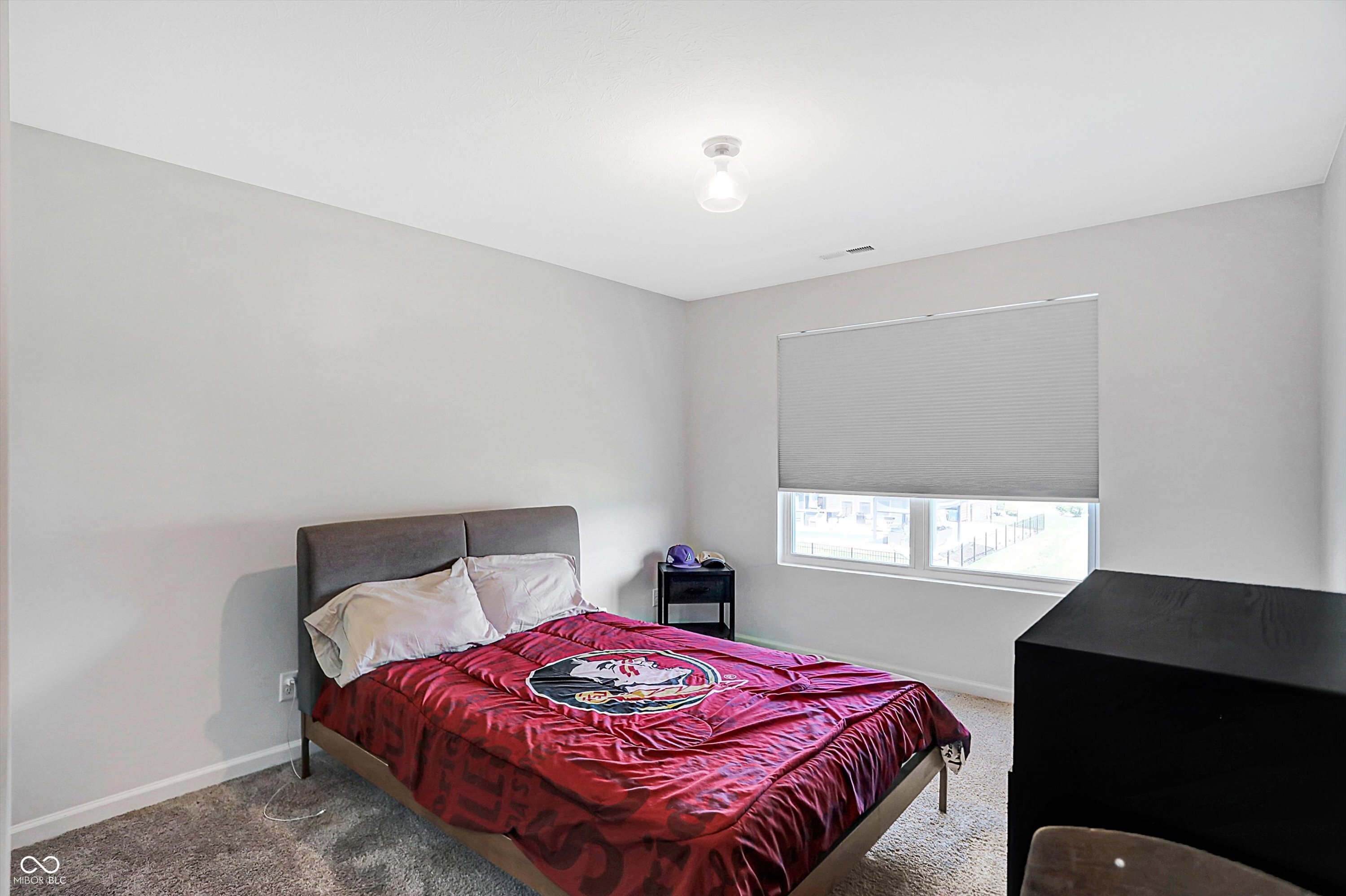 1287 Tanager Way