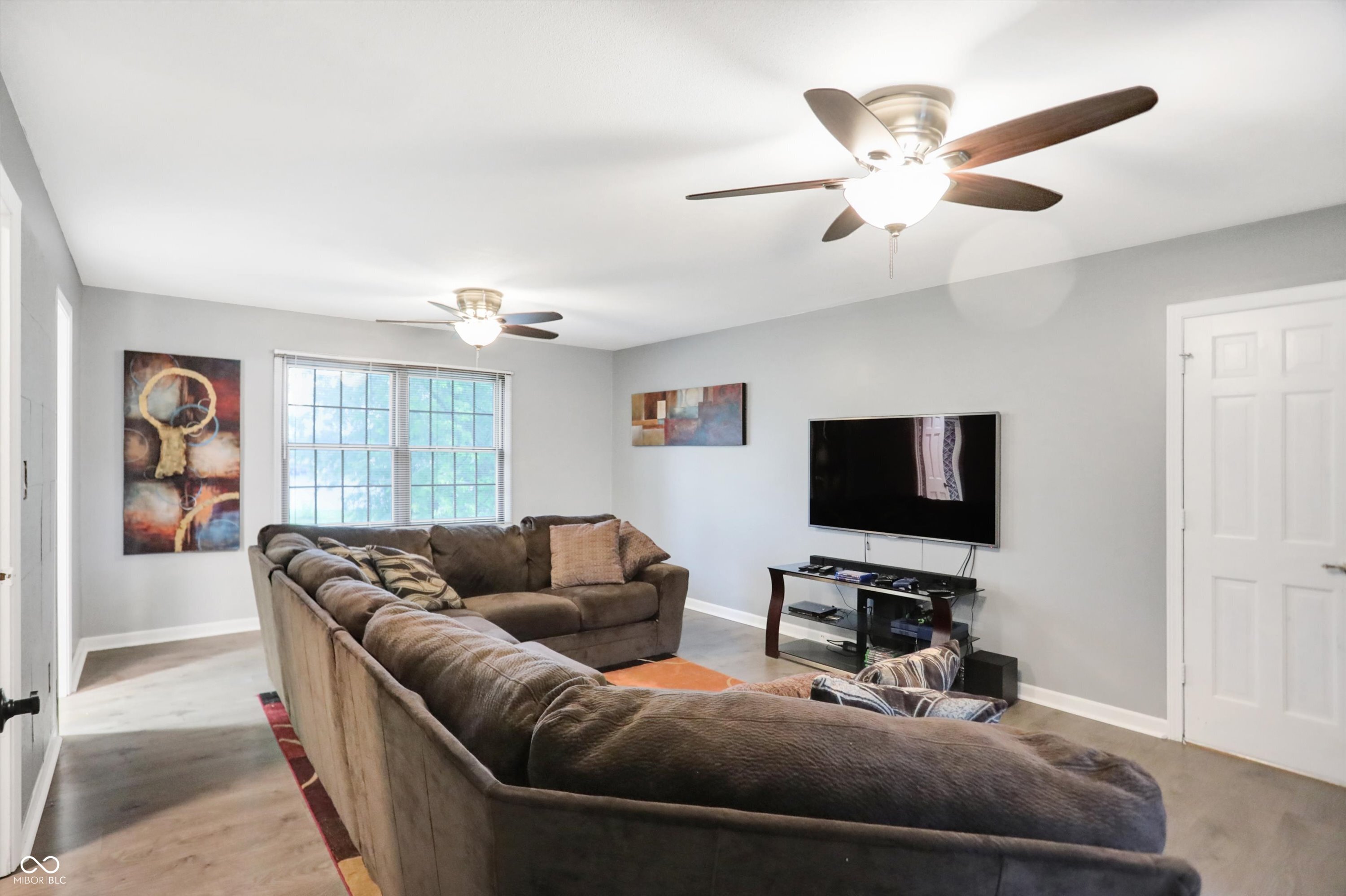 715 Queenswood Drive