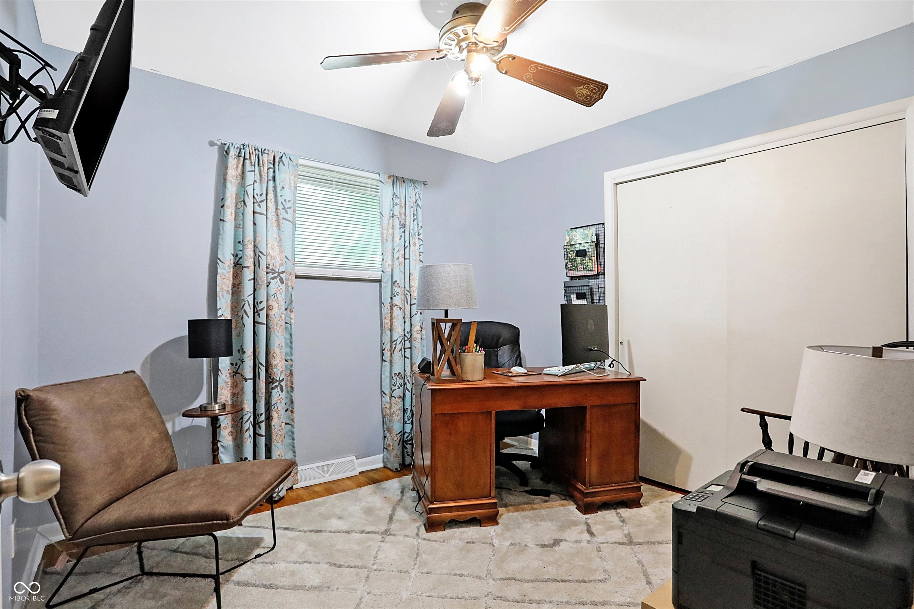 8046 Meadow Lane