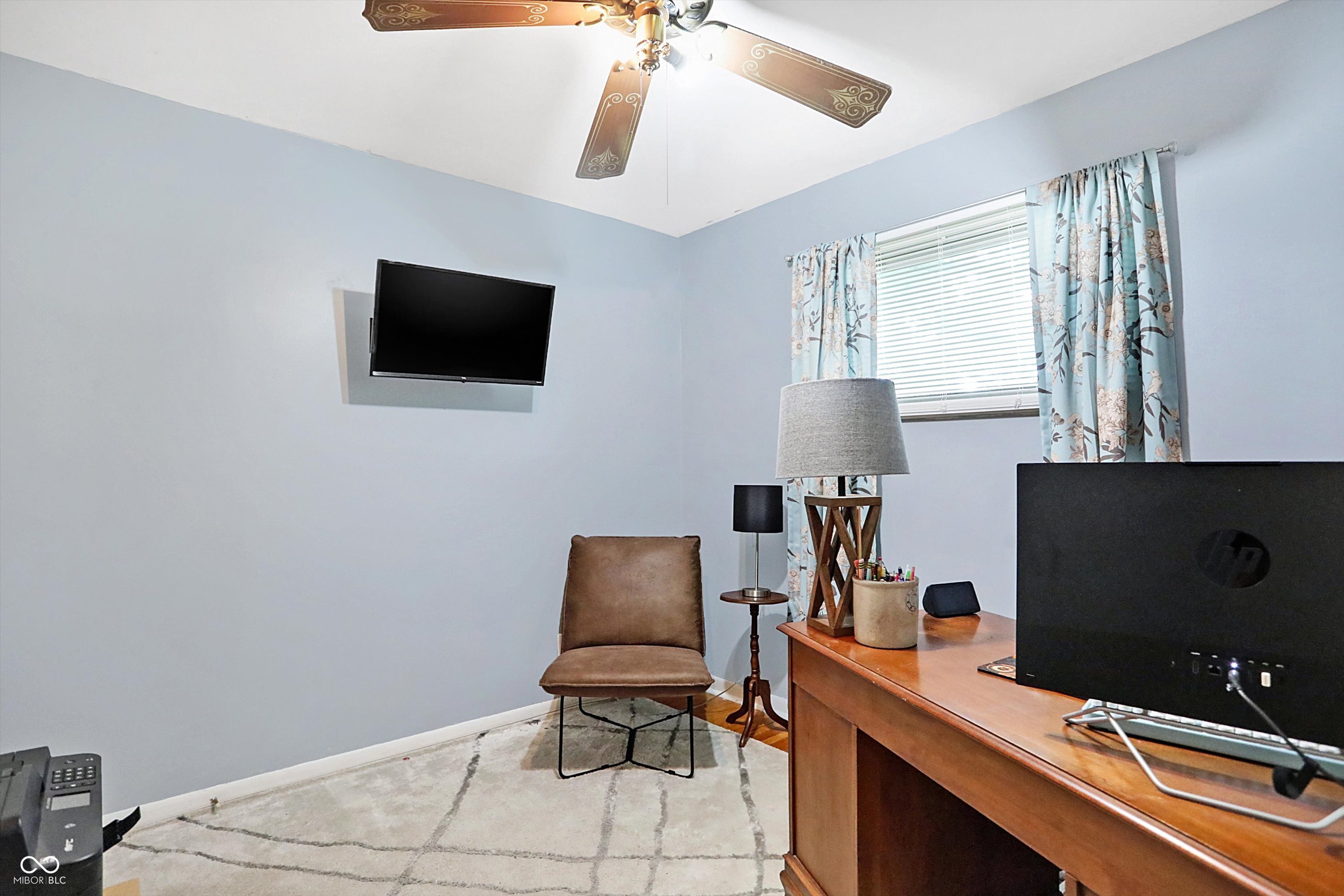 8046 Meadow Lane