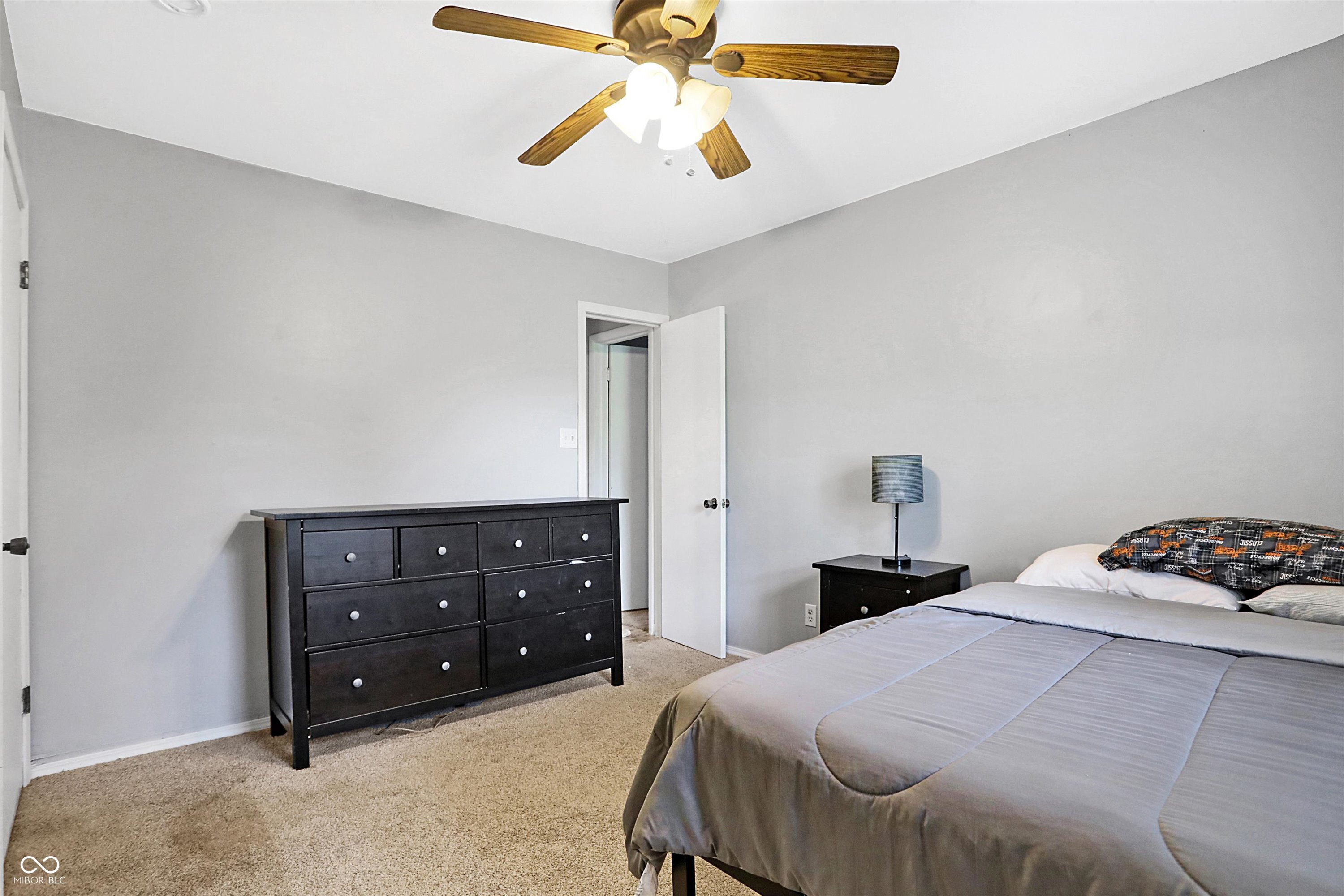 8046 Meadow Lane