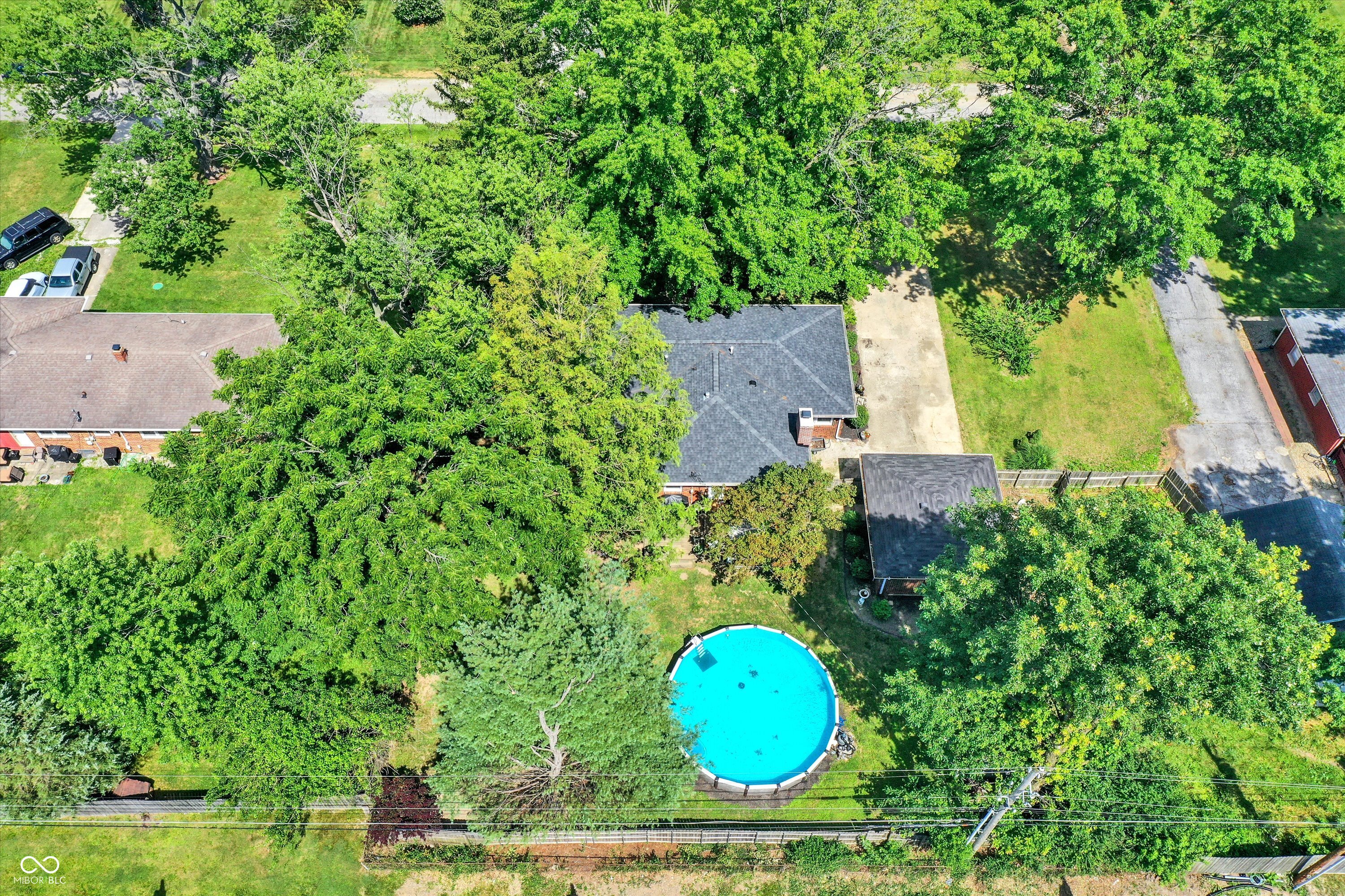 8046 Meadow Lane