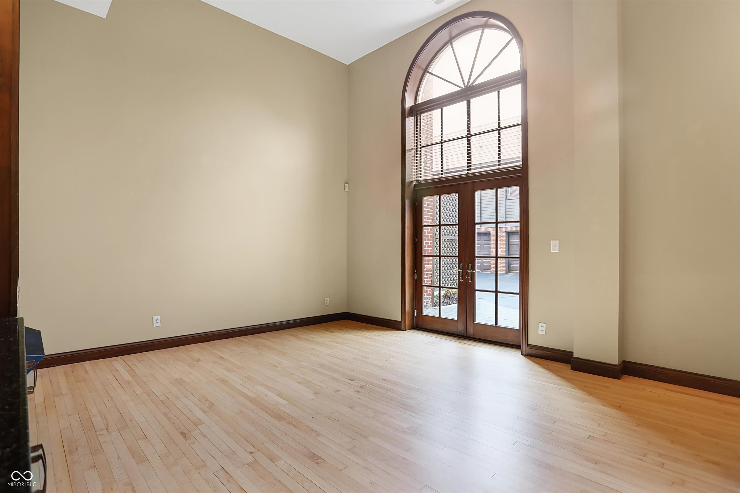 1529 N Alabama Street Unit: C