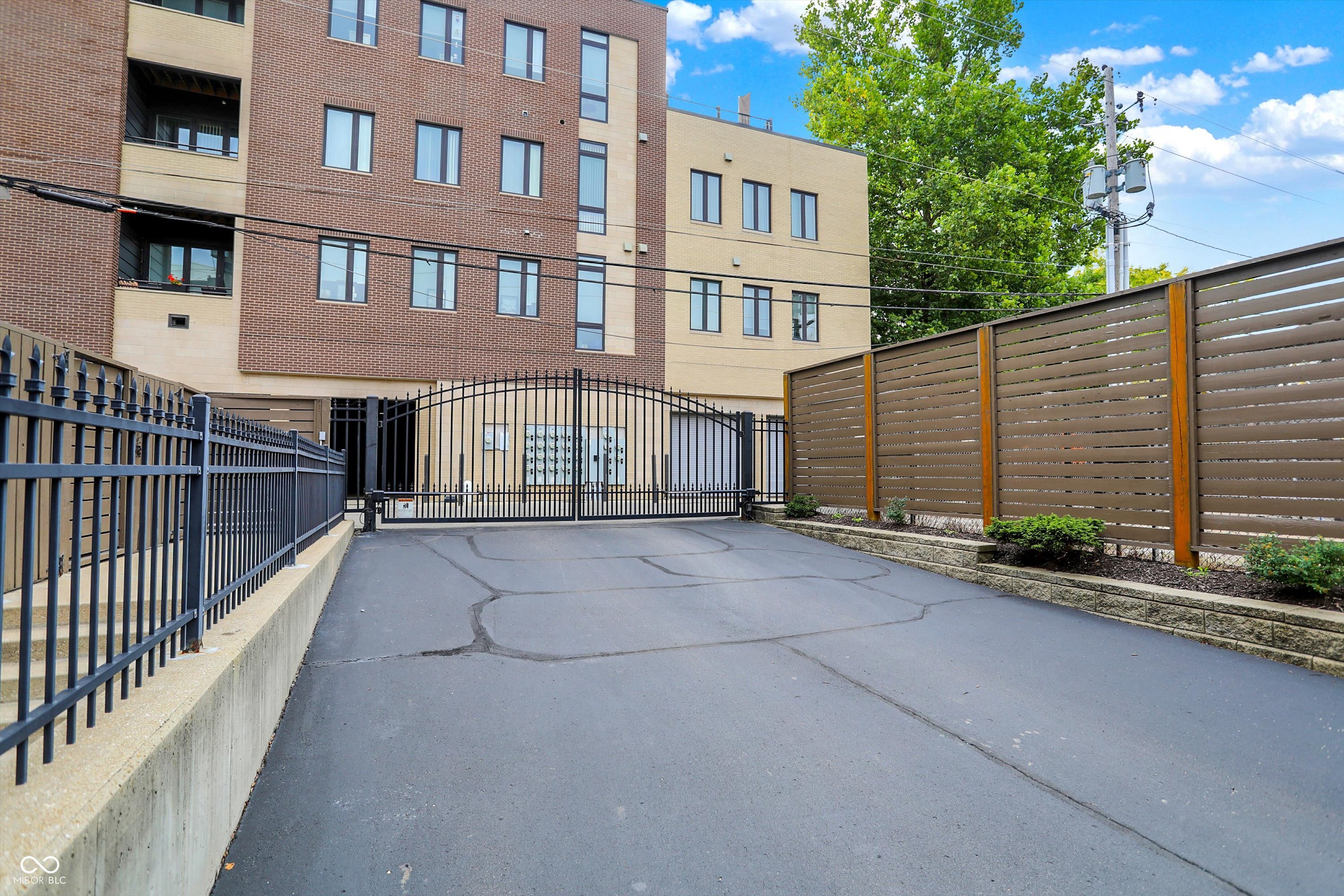 1529 N Alabama Street Unit: C