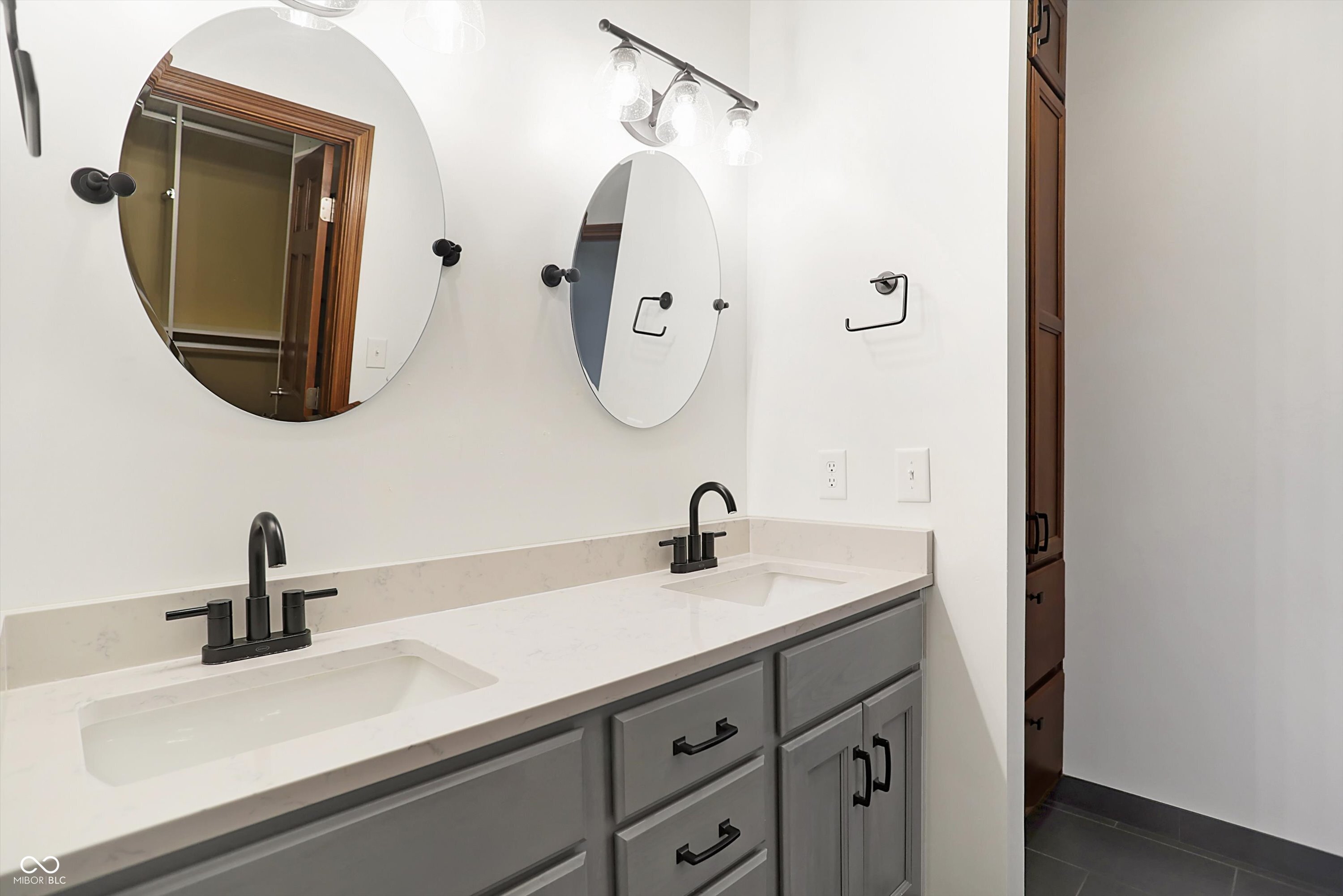 1529 N Alabama Street Unit: C