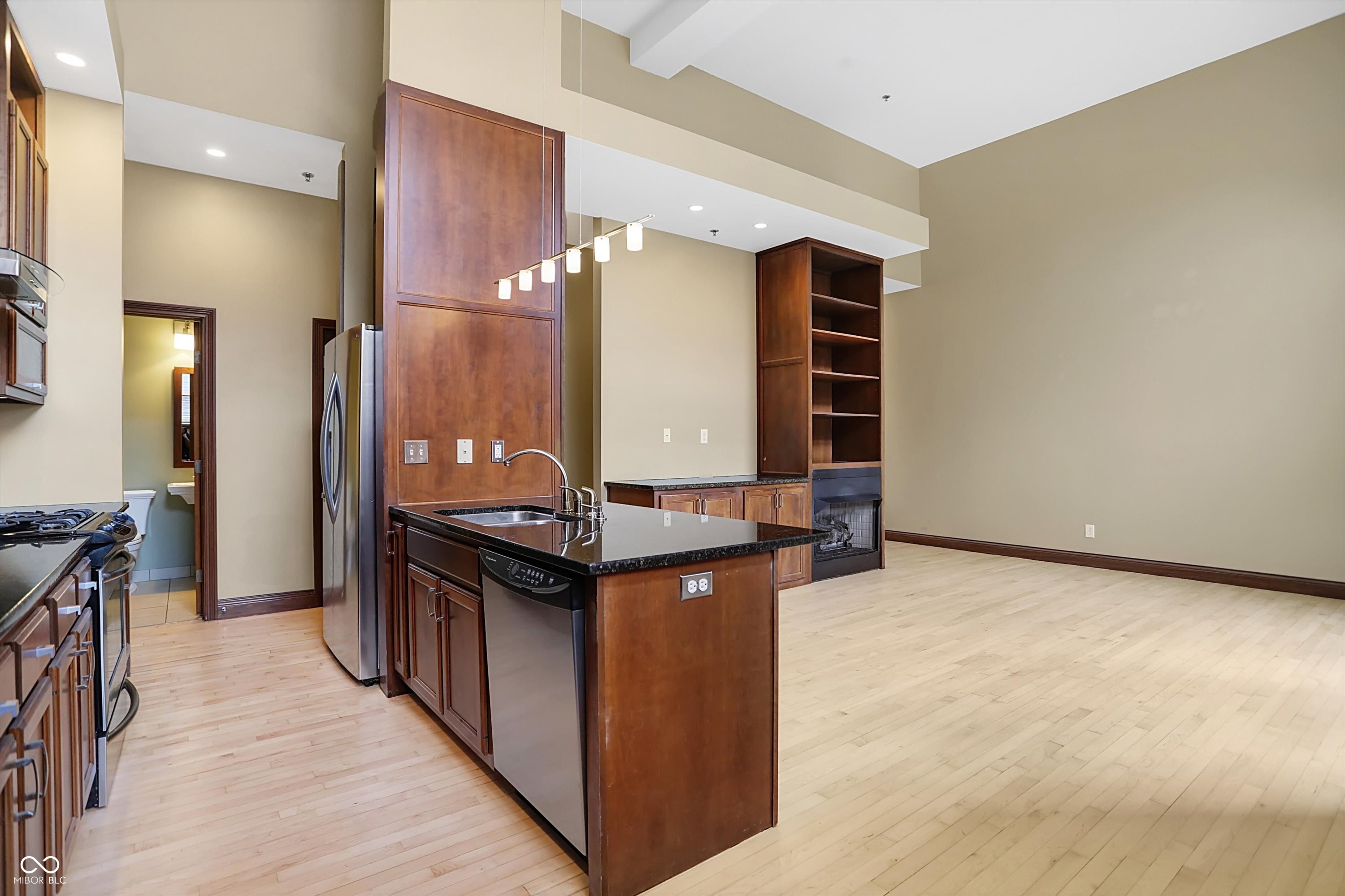 1529 N Alabama Street Unit: C