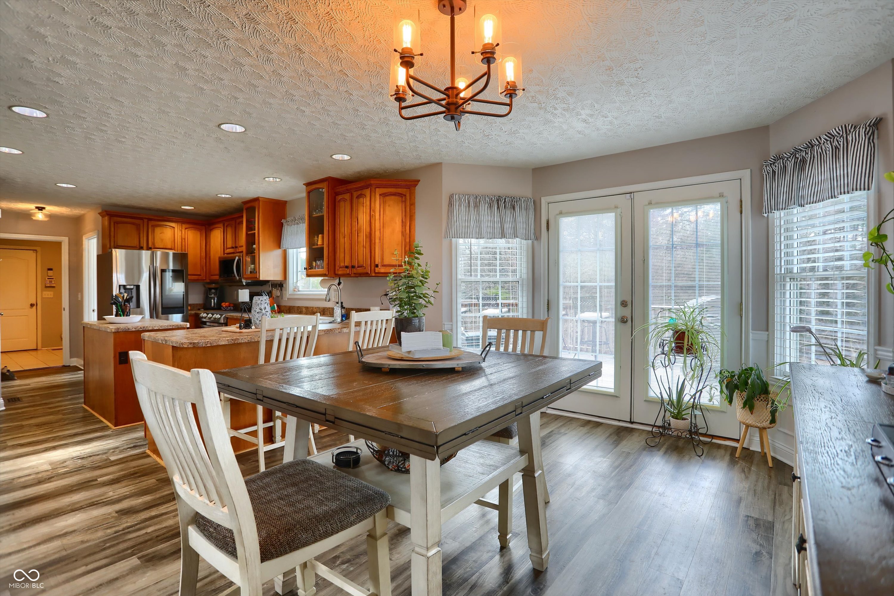 2011 Cedar Creek Drive