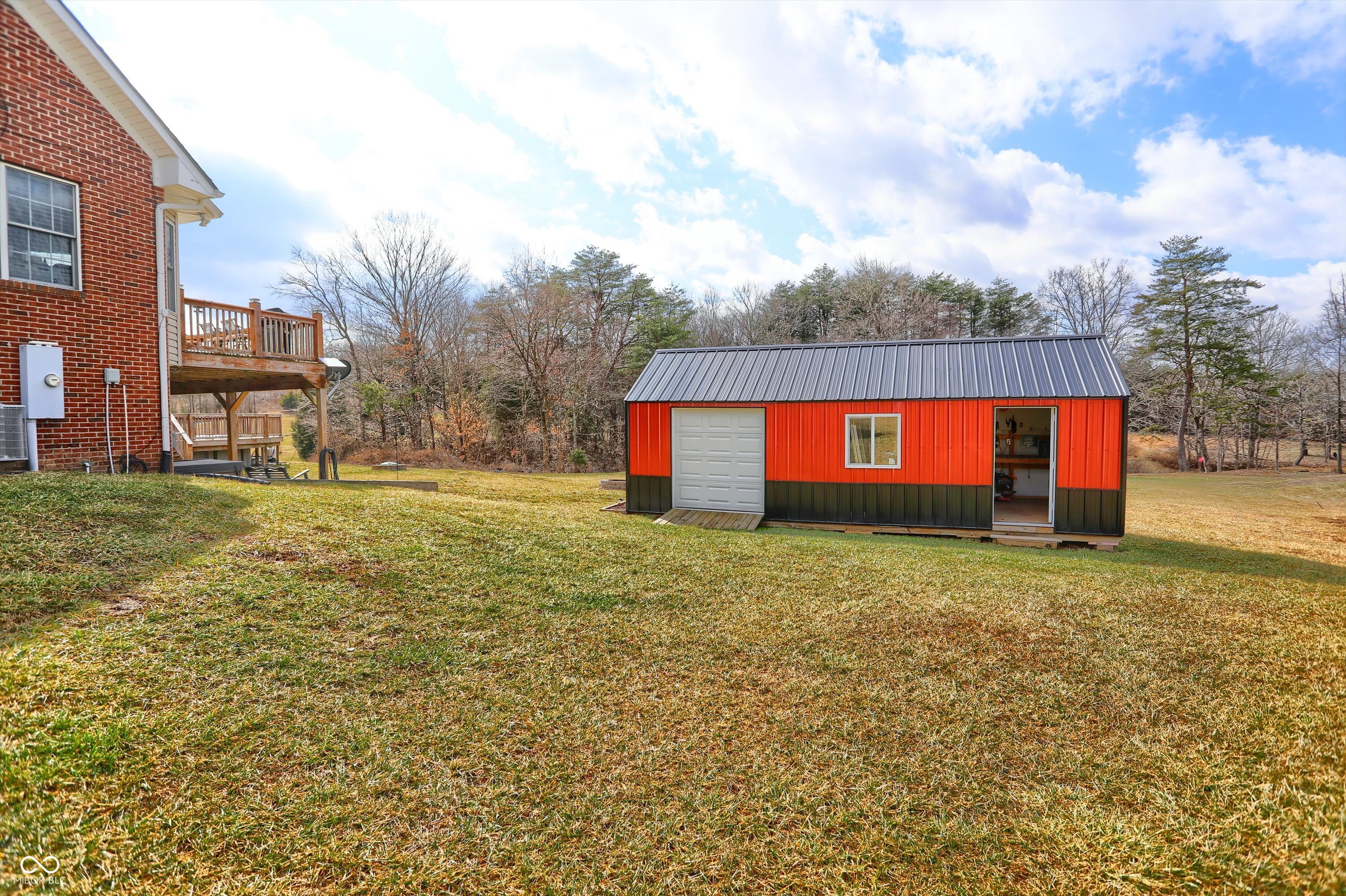 2011 Cedar Creek Drive