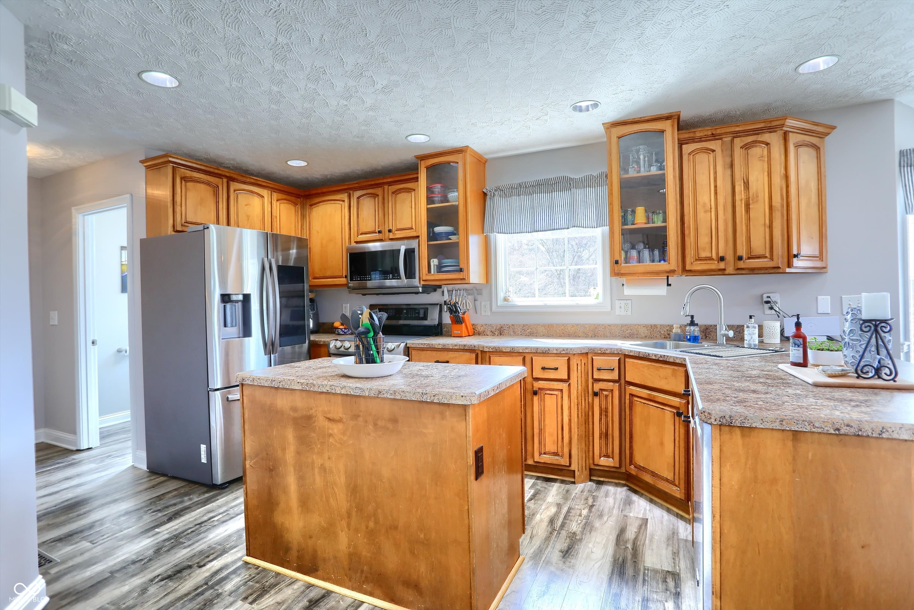 2011 Cedar Creek Drive