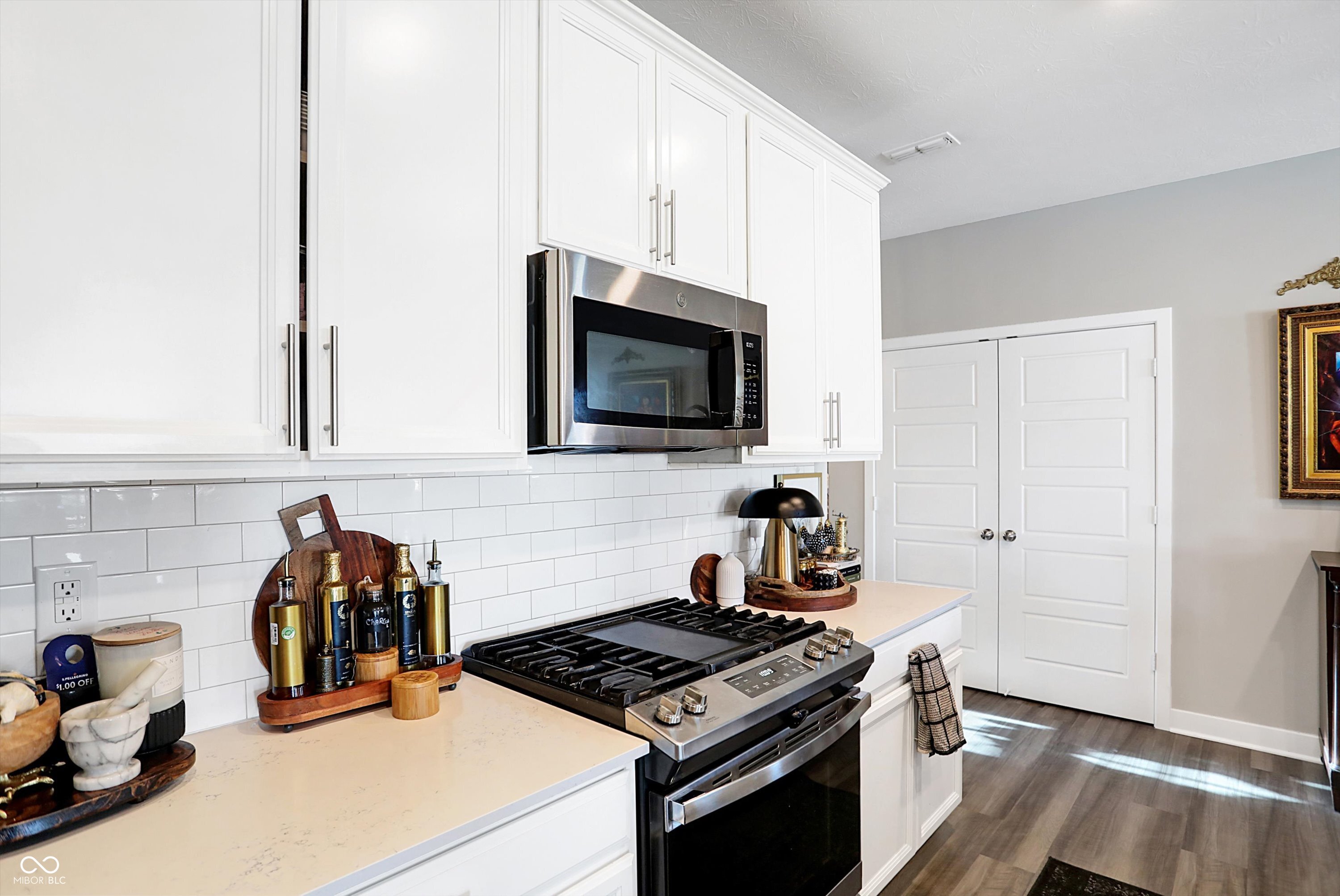 3844 Albert Lane