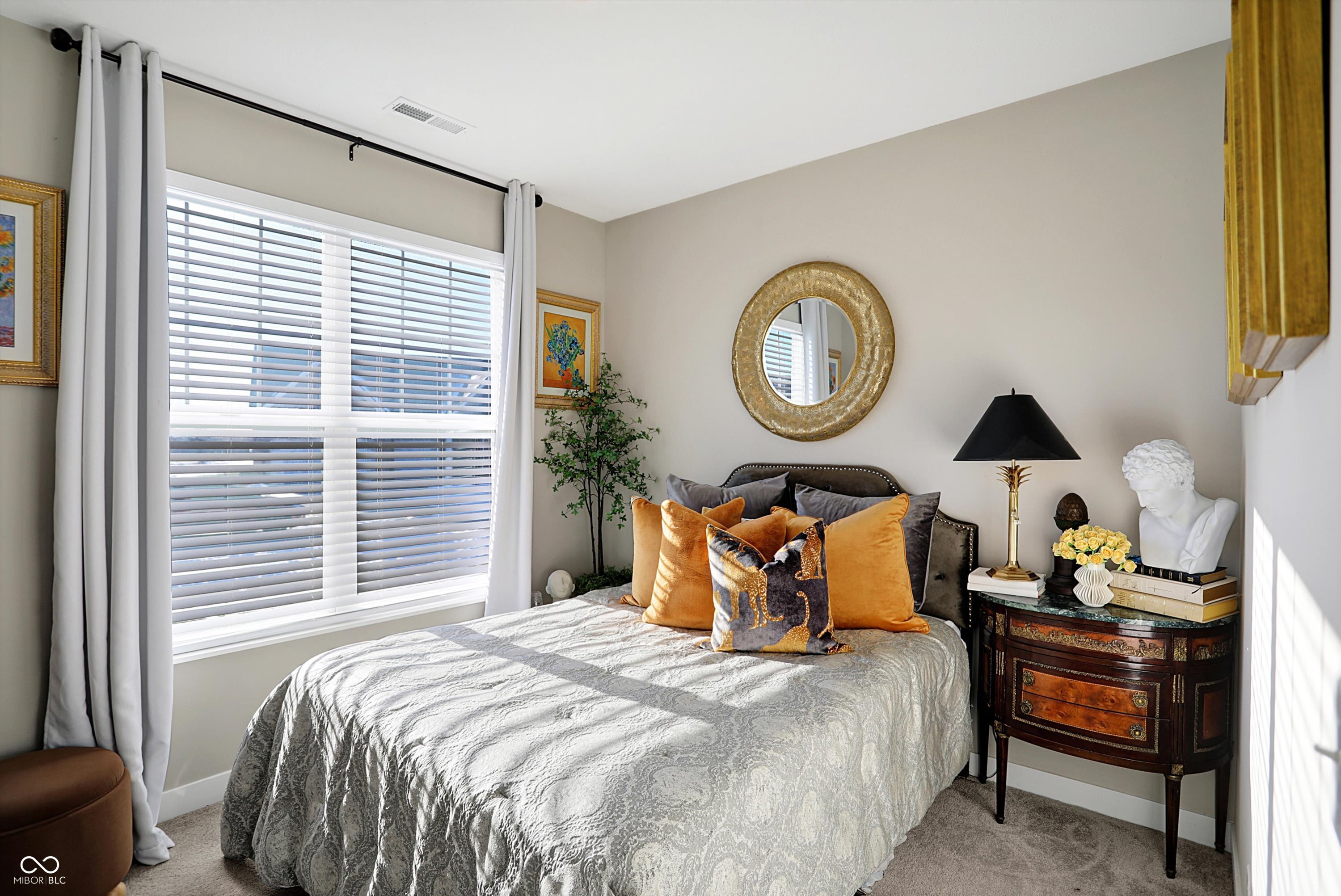3844 Albert Lane