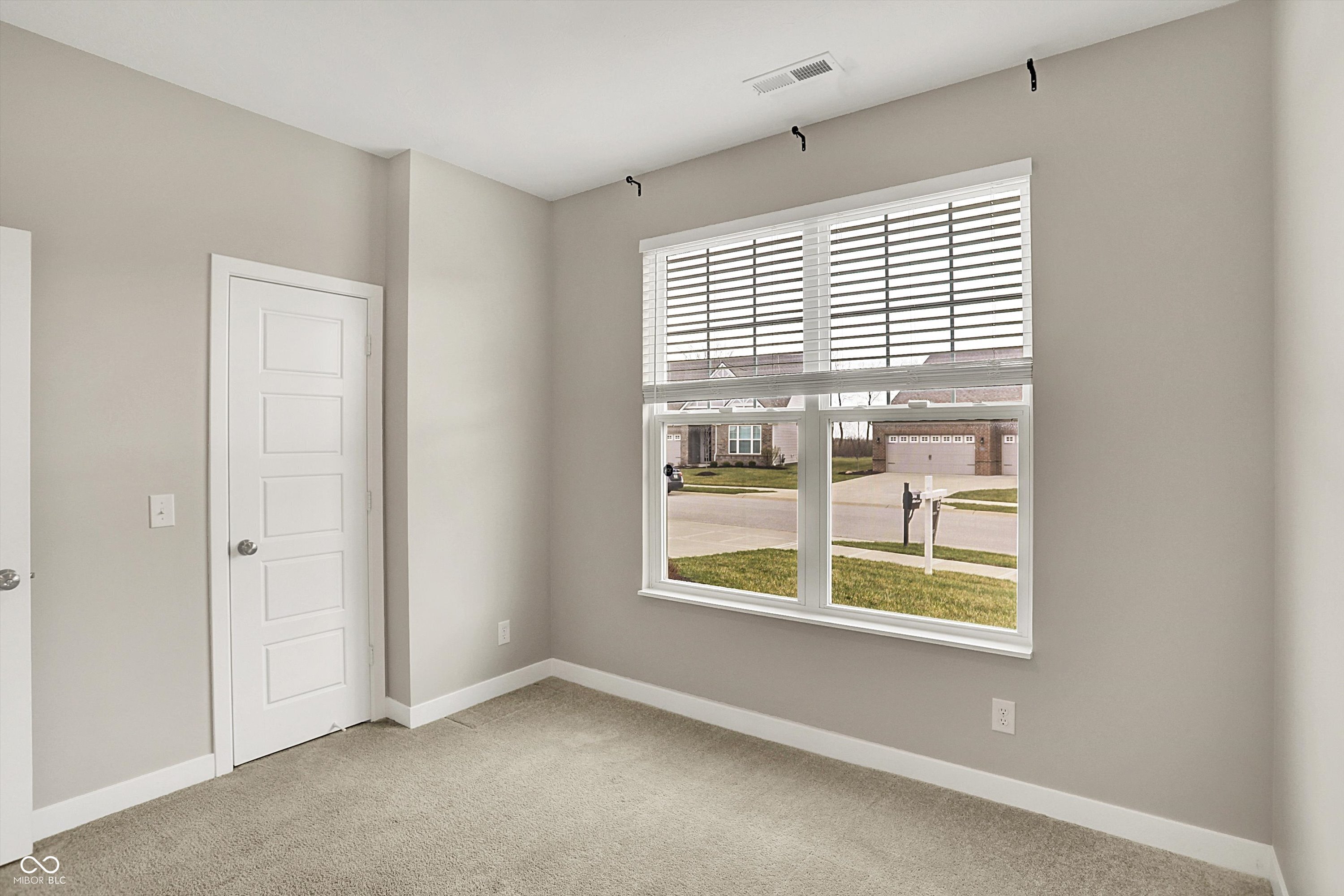 3844 Albert Lane