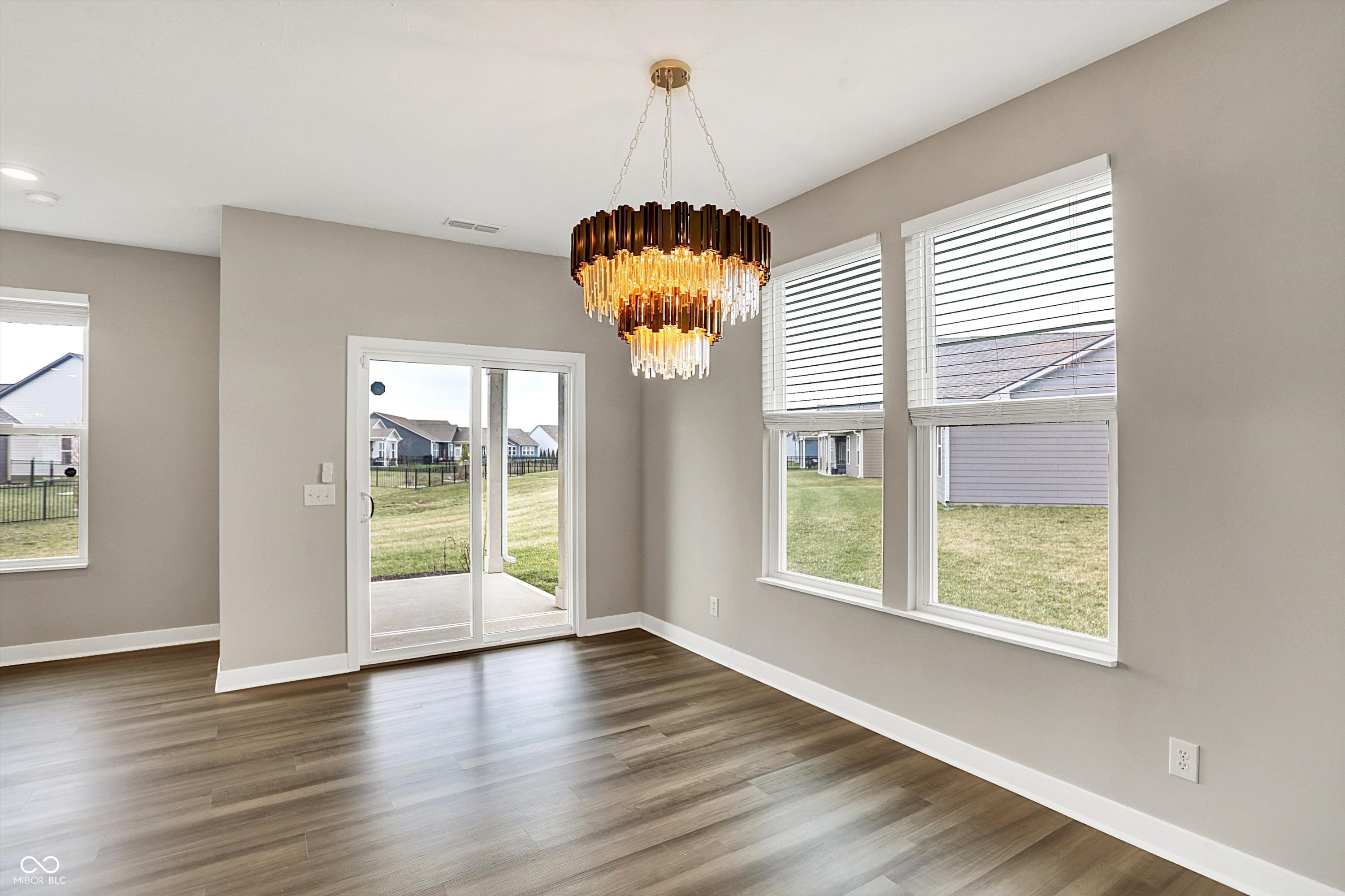 3844 Albert Lane