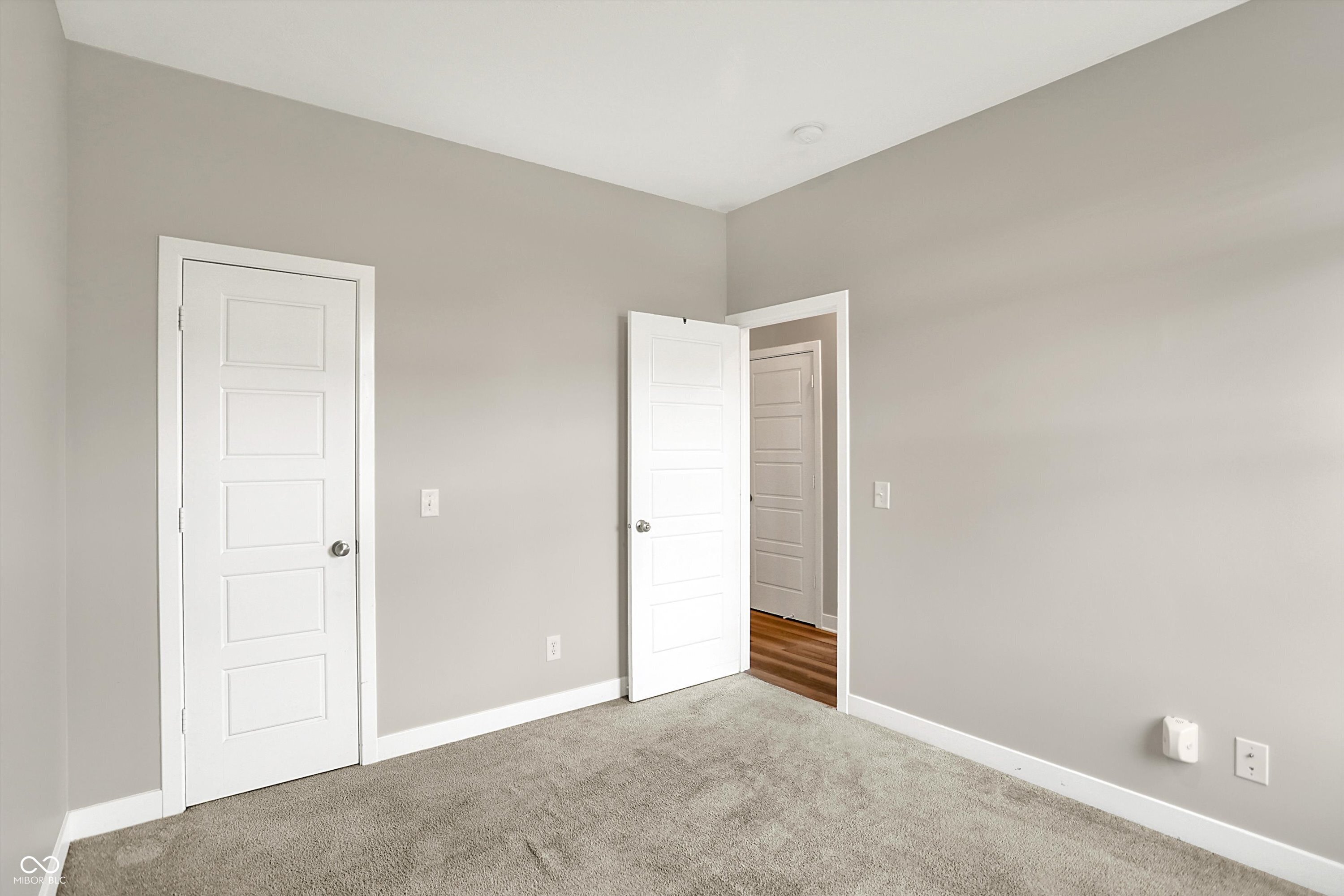 3844 Albert Lane