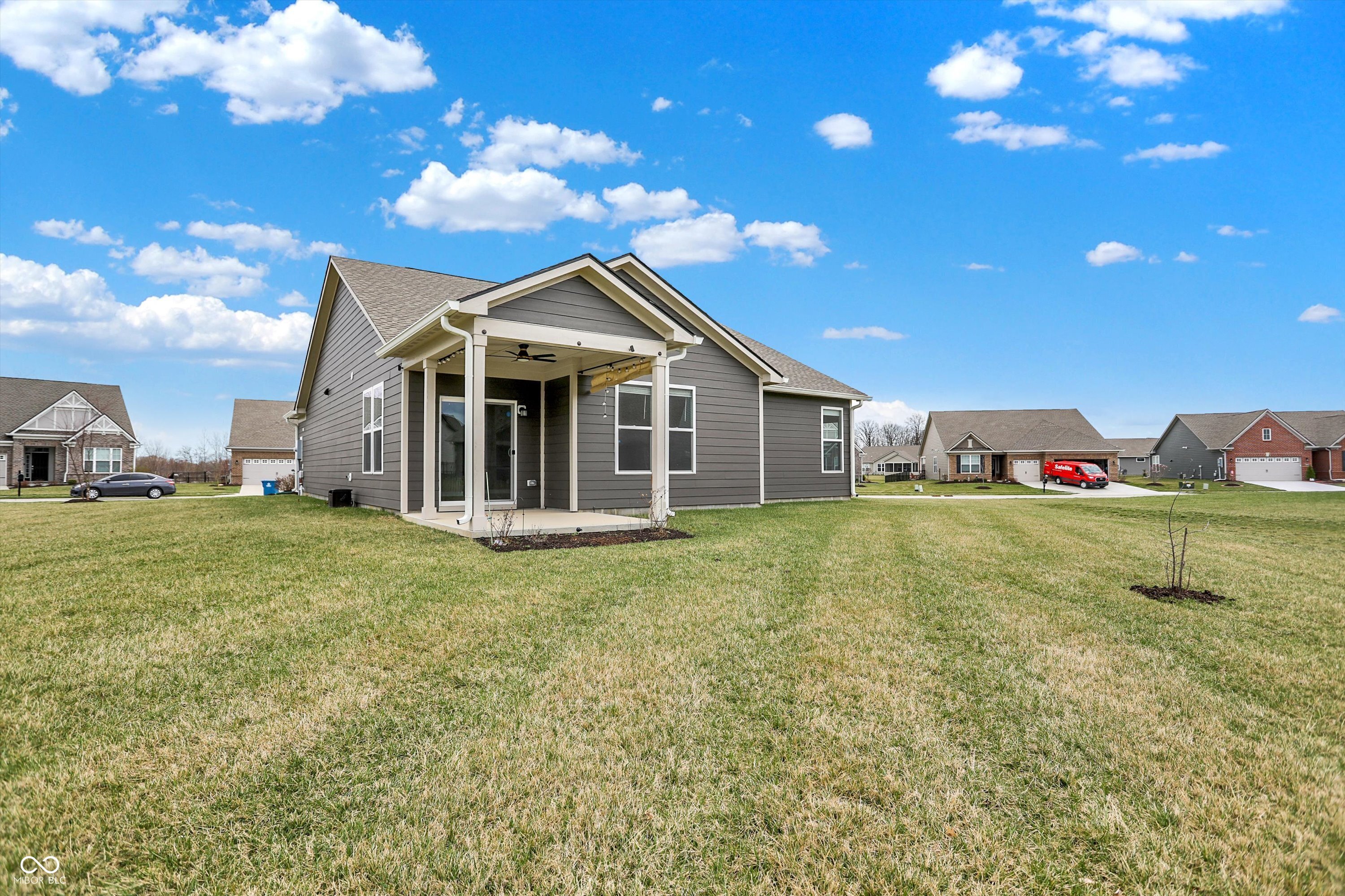 3844 Albert Lane