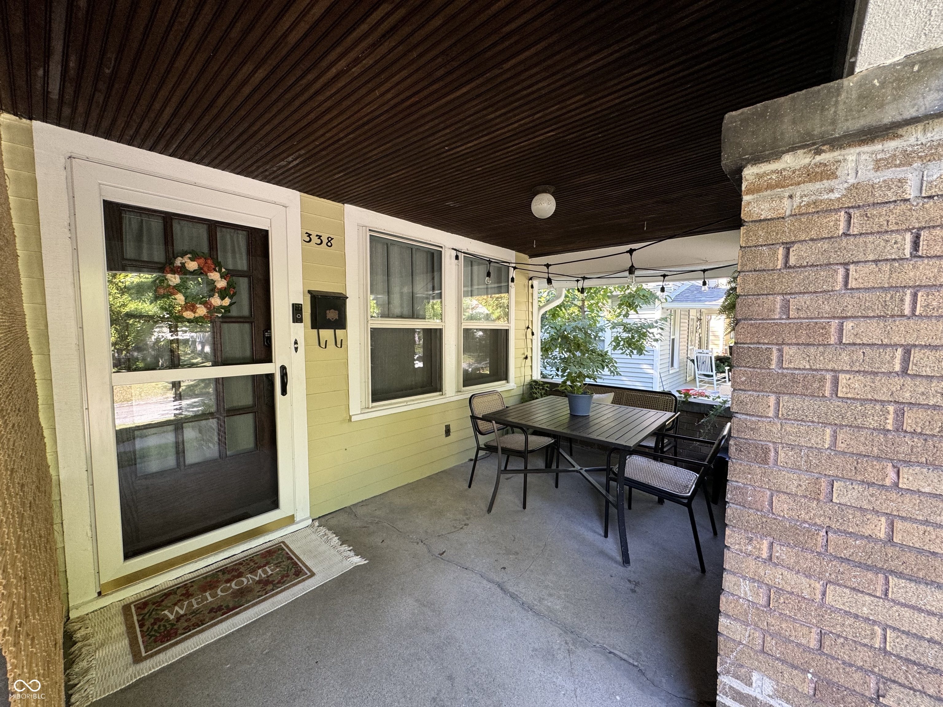 338 Lesley Avenue