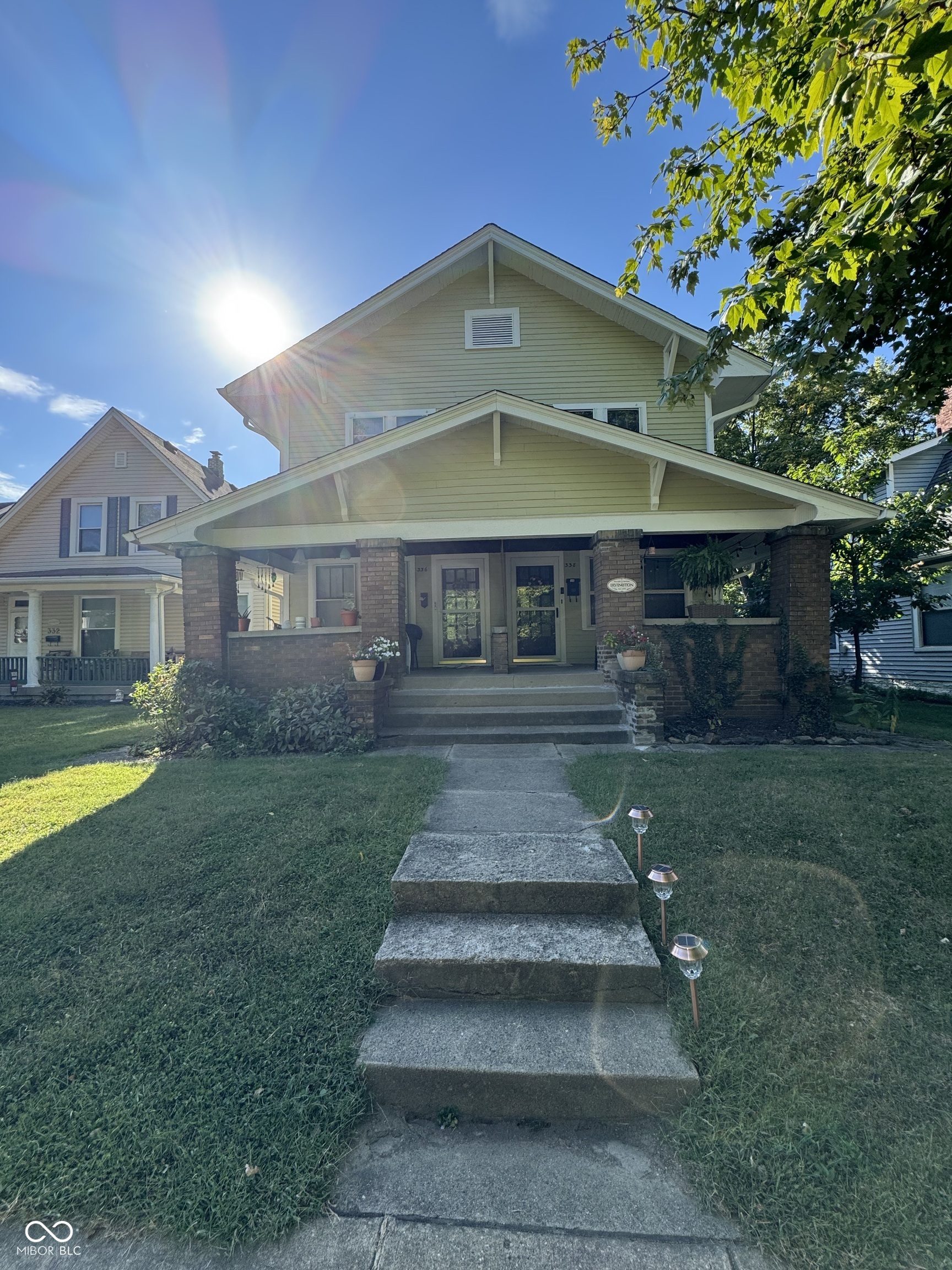 338 Lesley Avenue