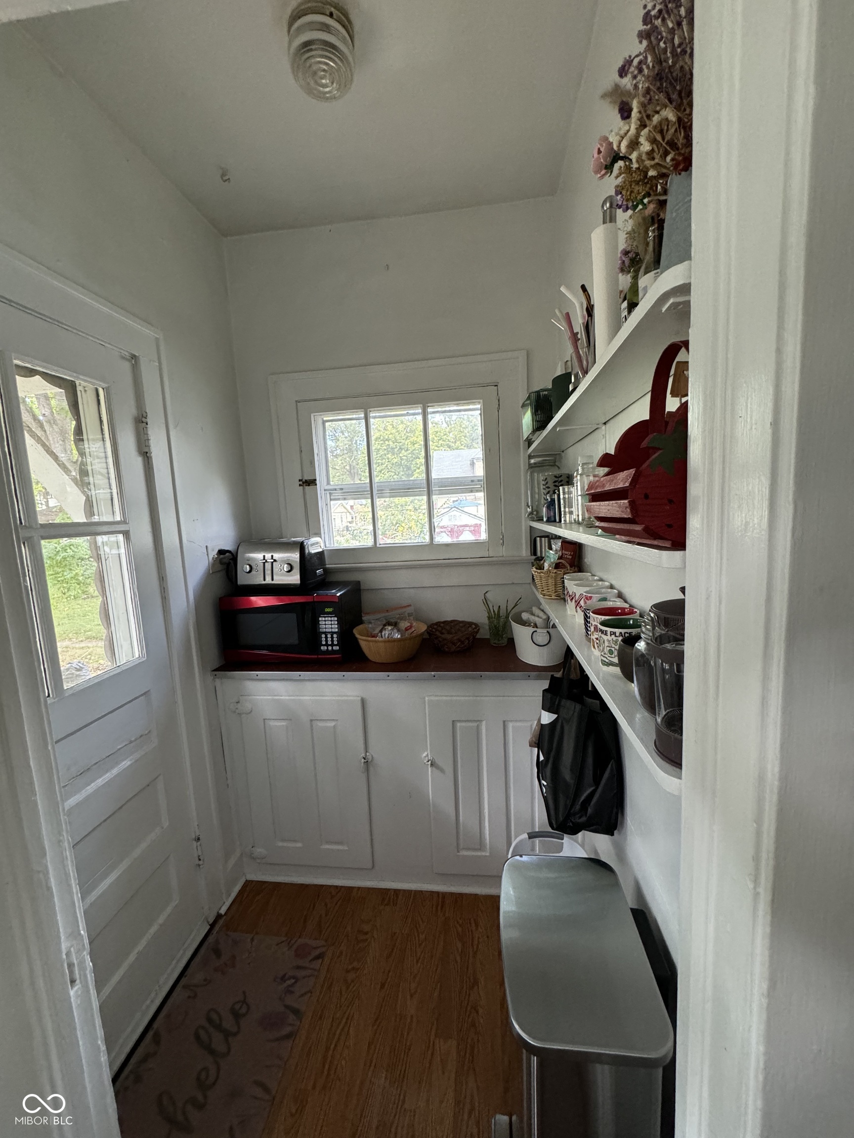 338 Lesley Avenue
