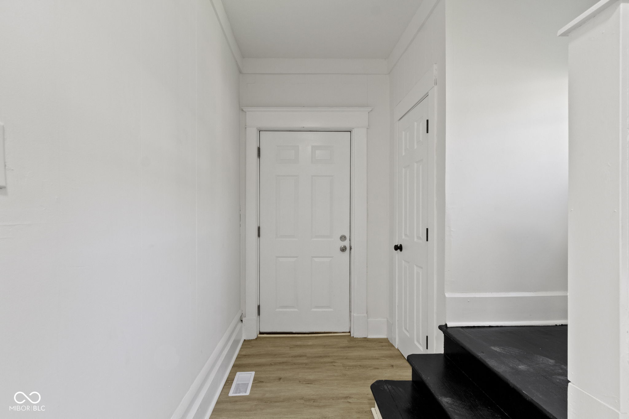716 E 27th Street
