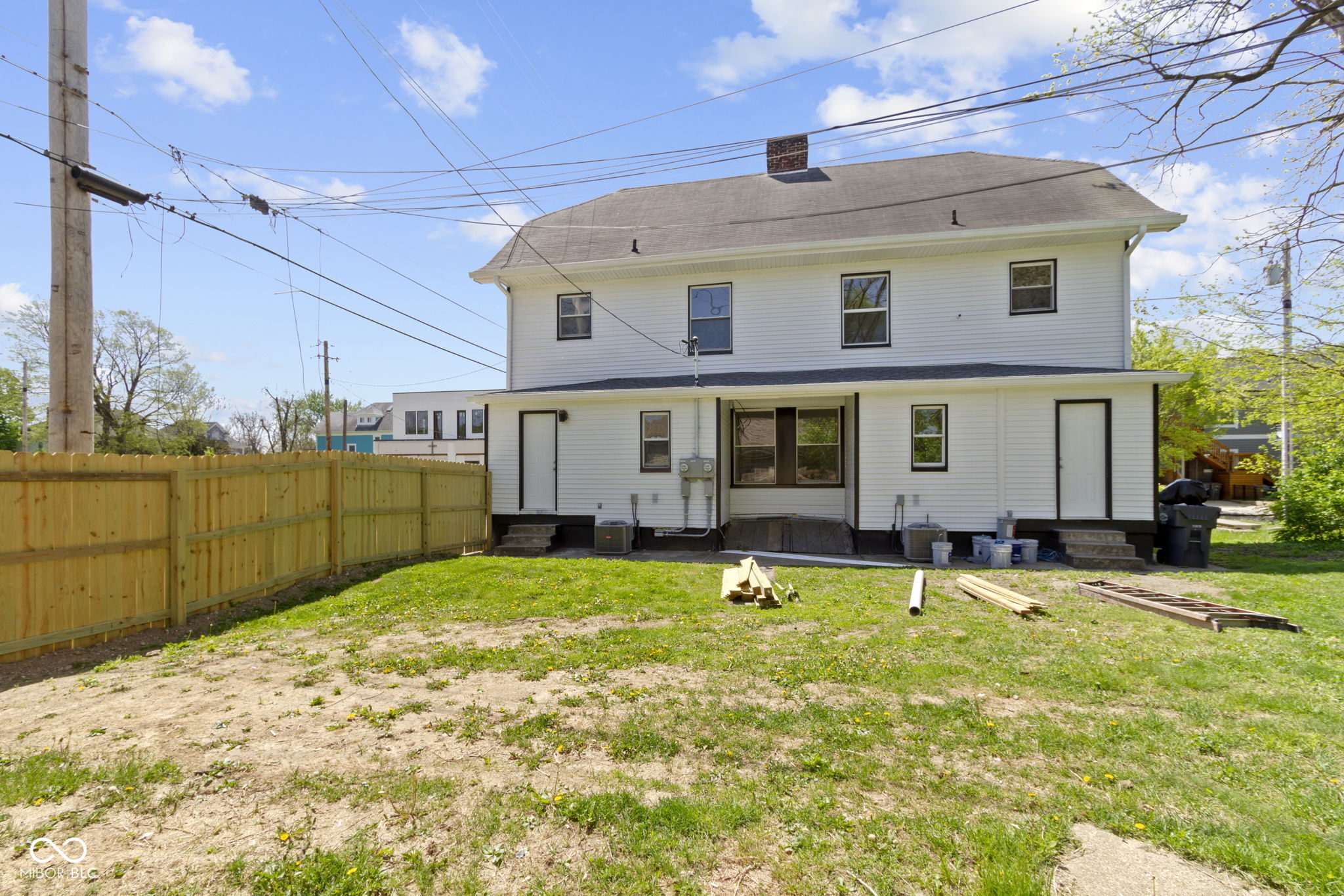 716 E 27th Street