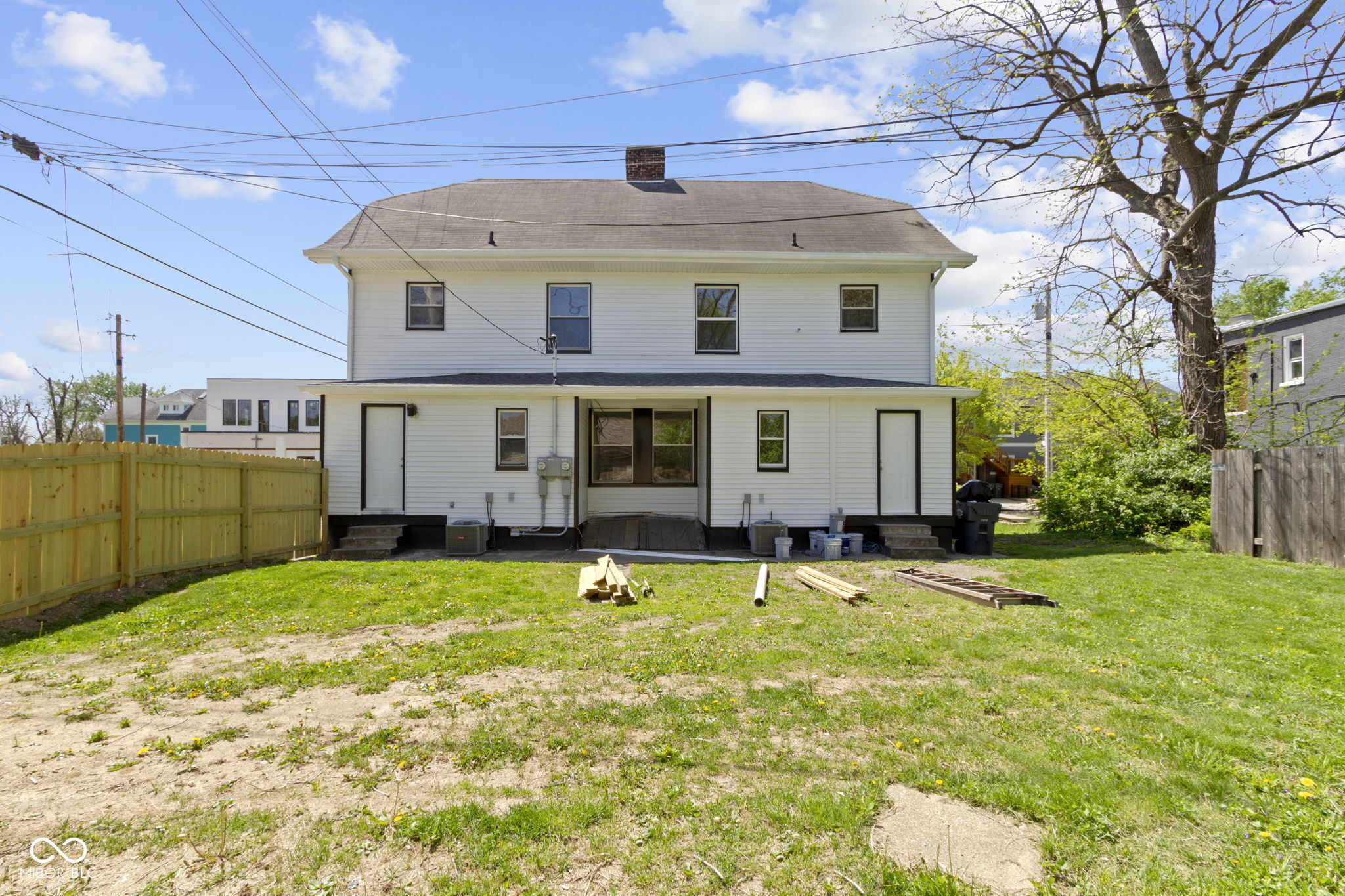 716 E 27th Street