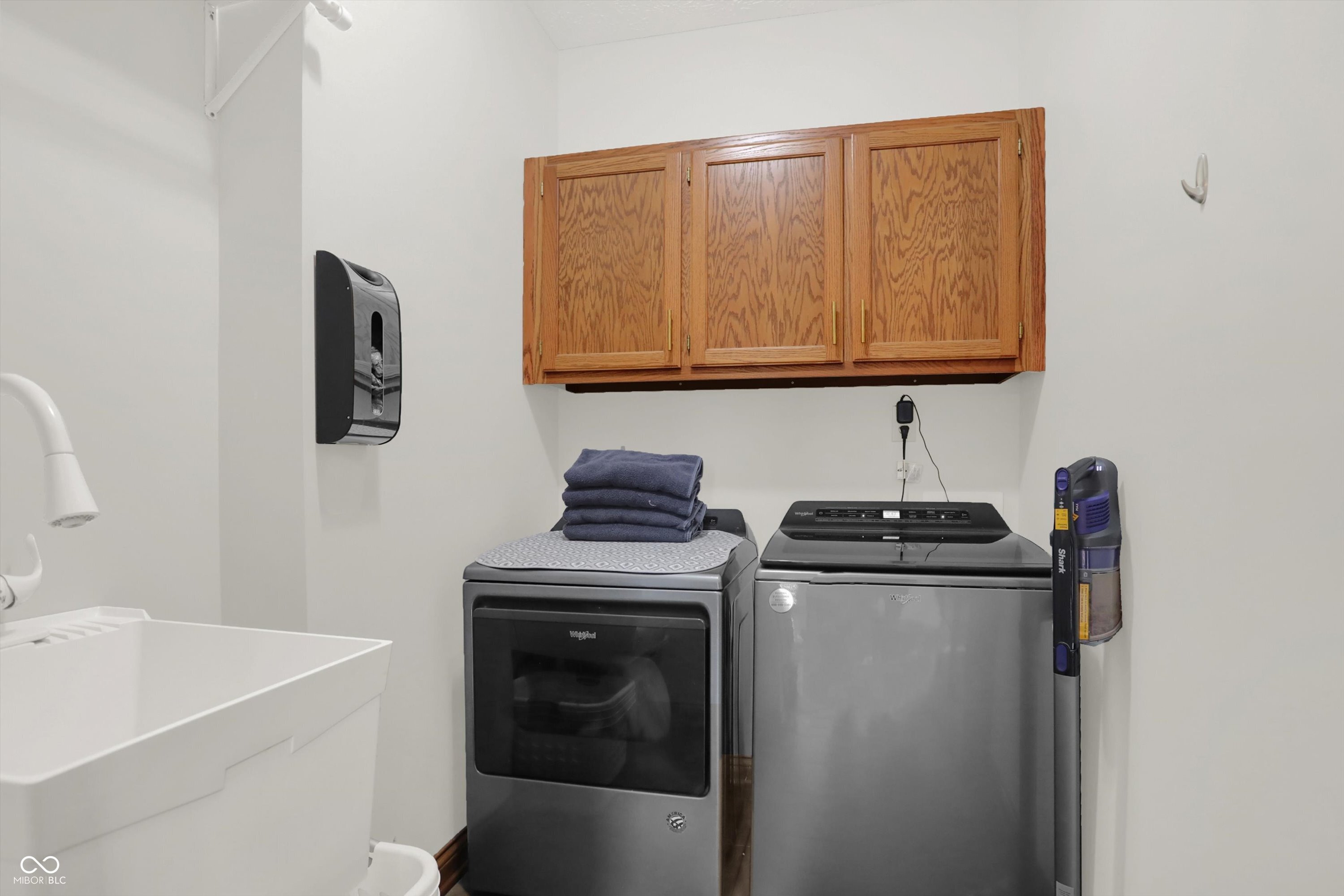 545 Walnut Woods Drive