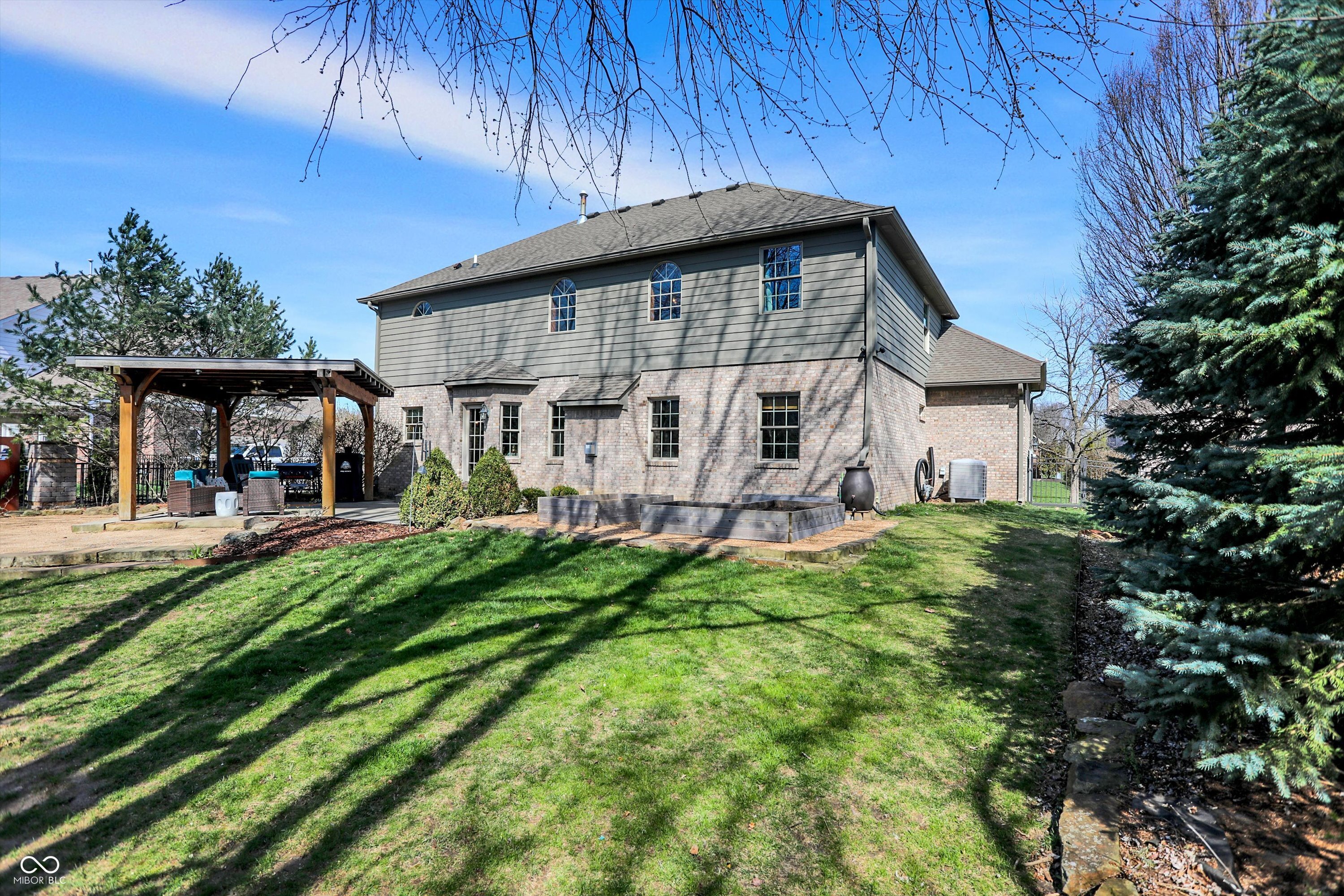 545 Walnut Woods Drive