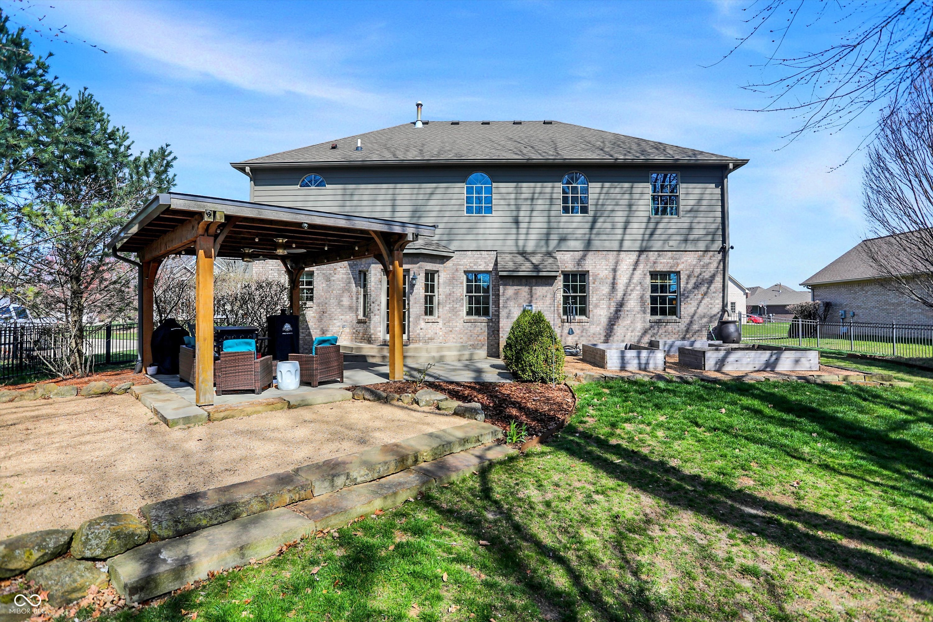 545 Walnut Woods Drive