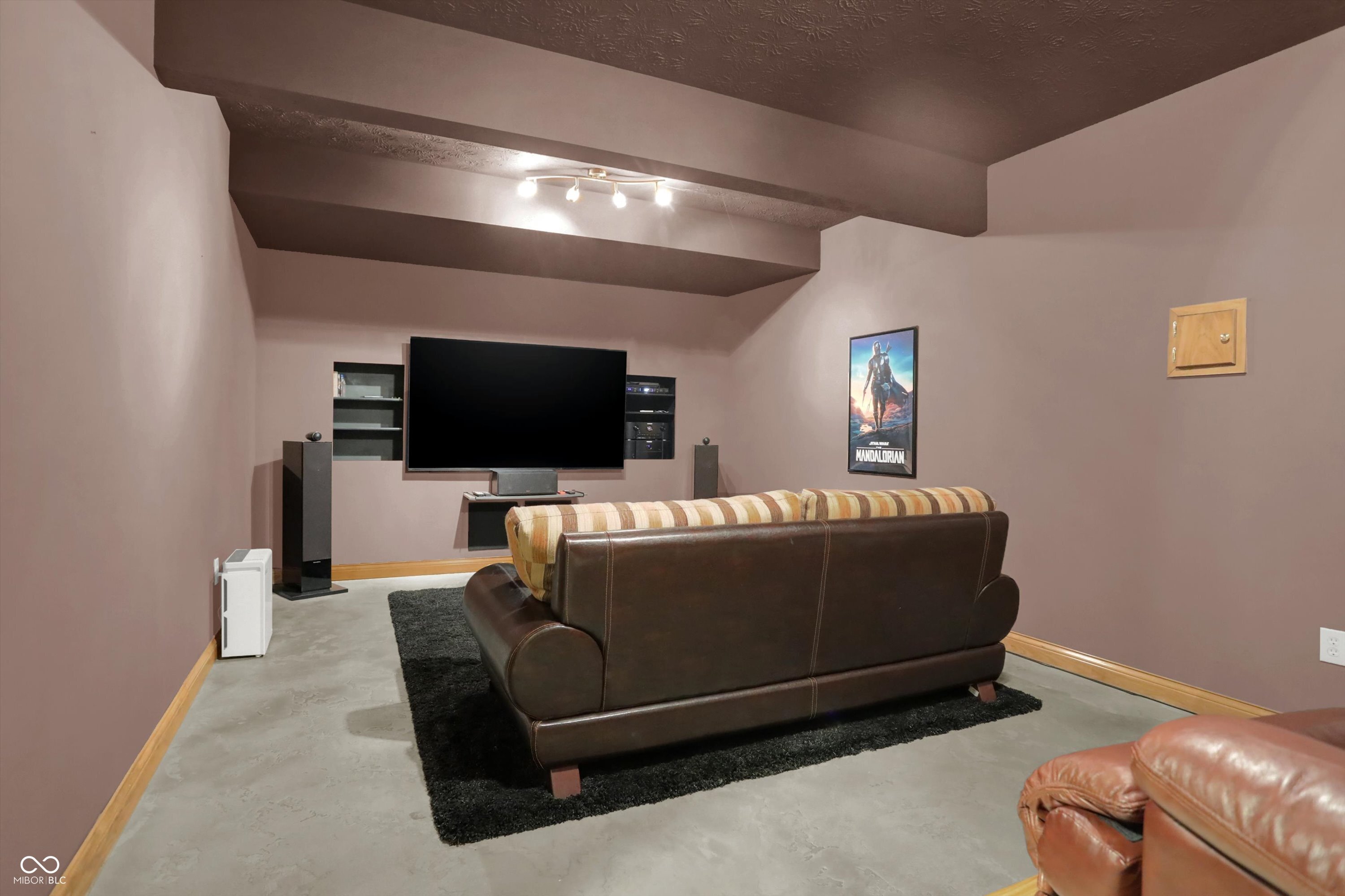 545 Walnut Woods Drive