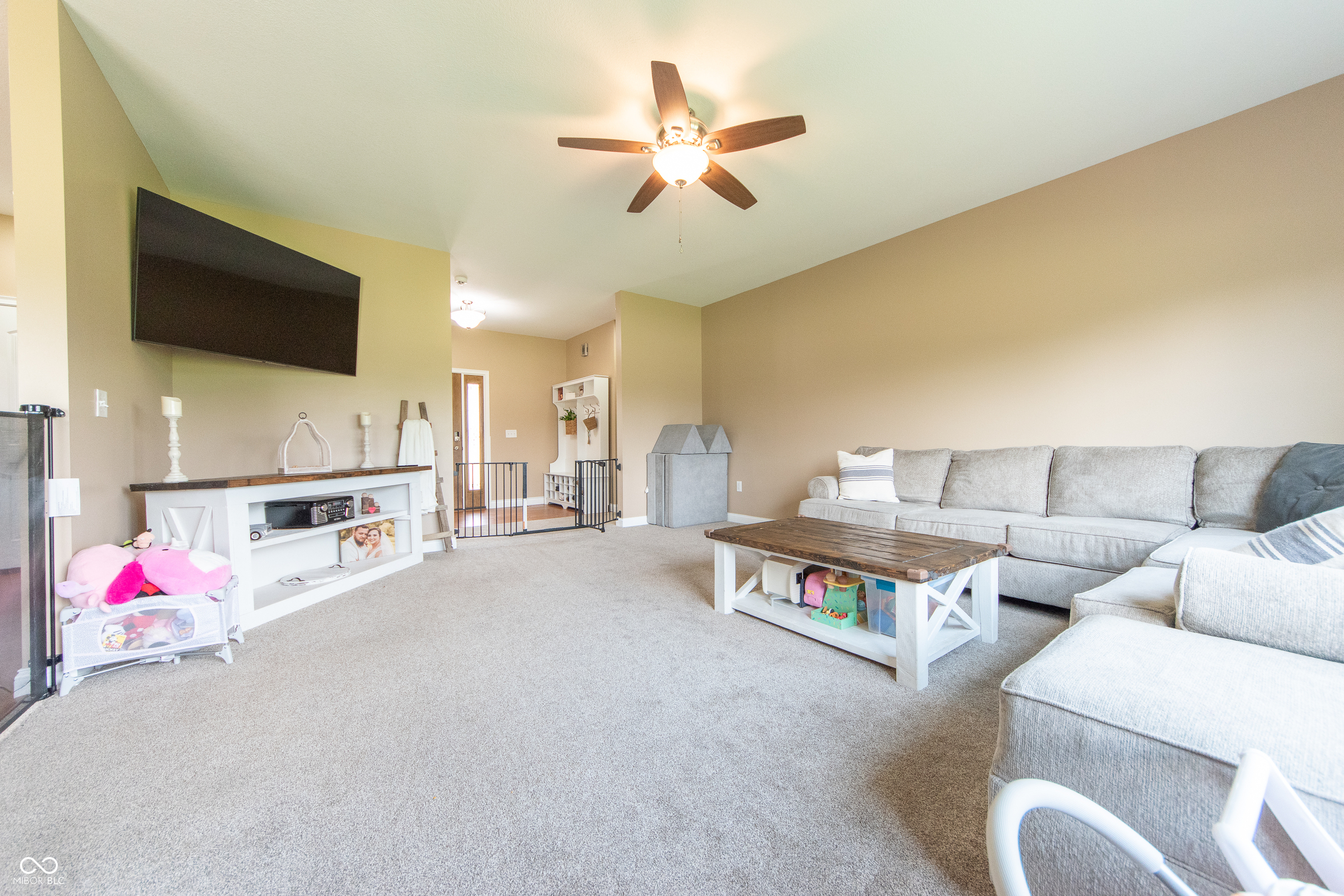8090 N State Highway 7