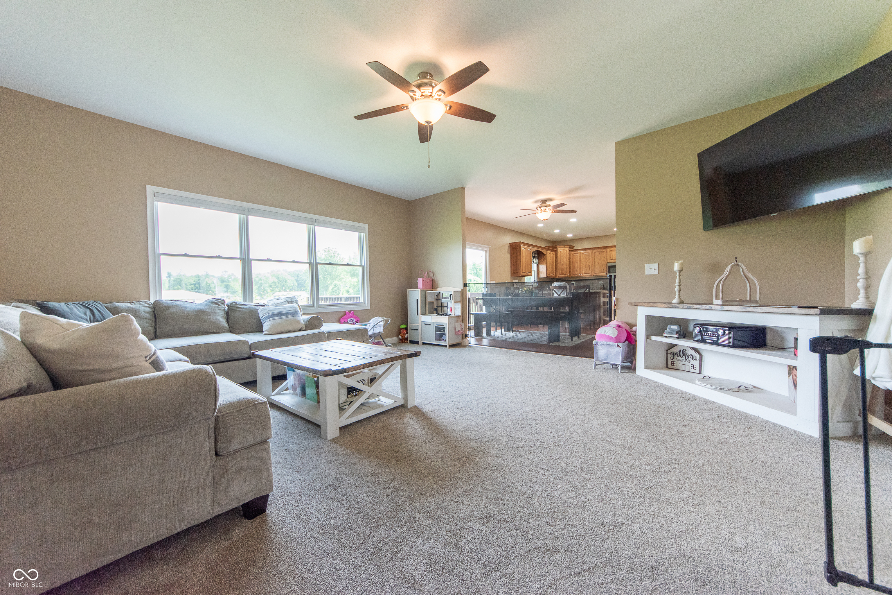8090 N State Highway 7
