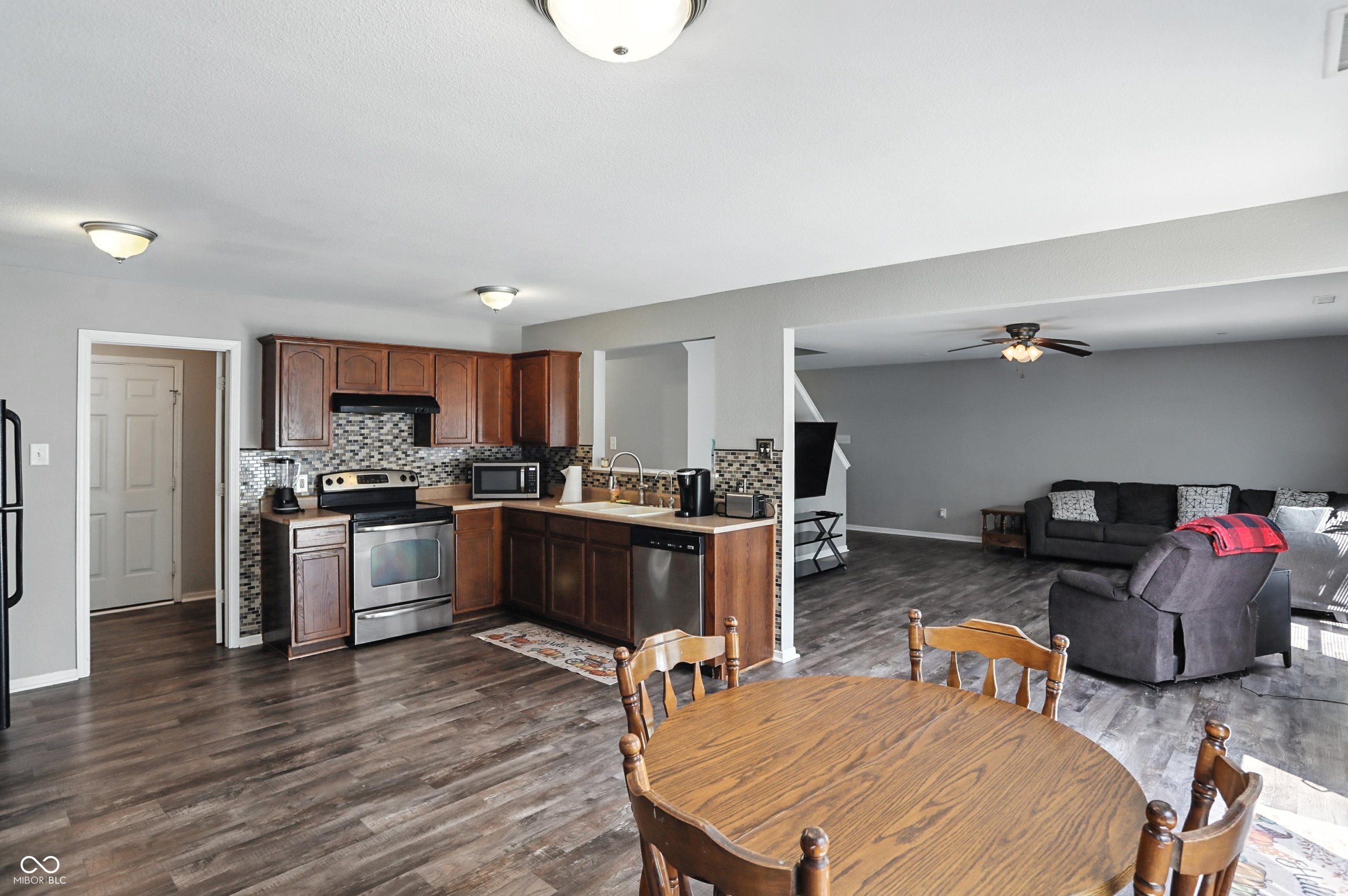 8301 Wheatfield Drive