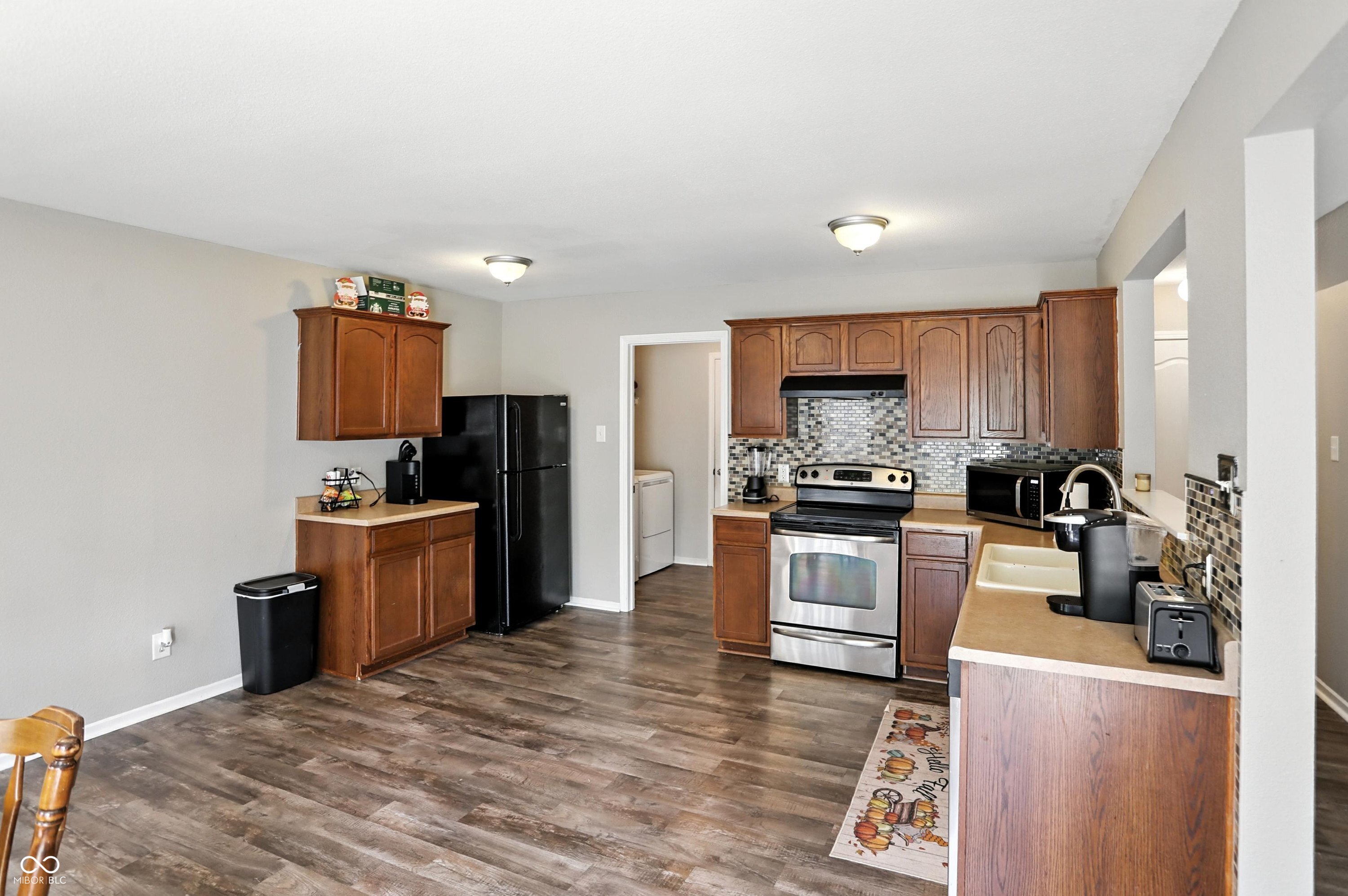 8301 Wheatfield Drive