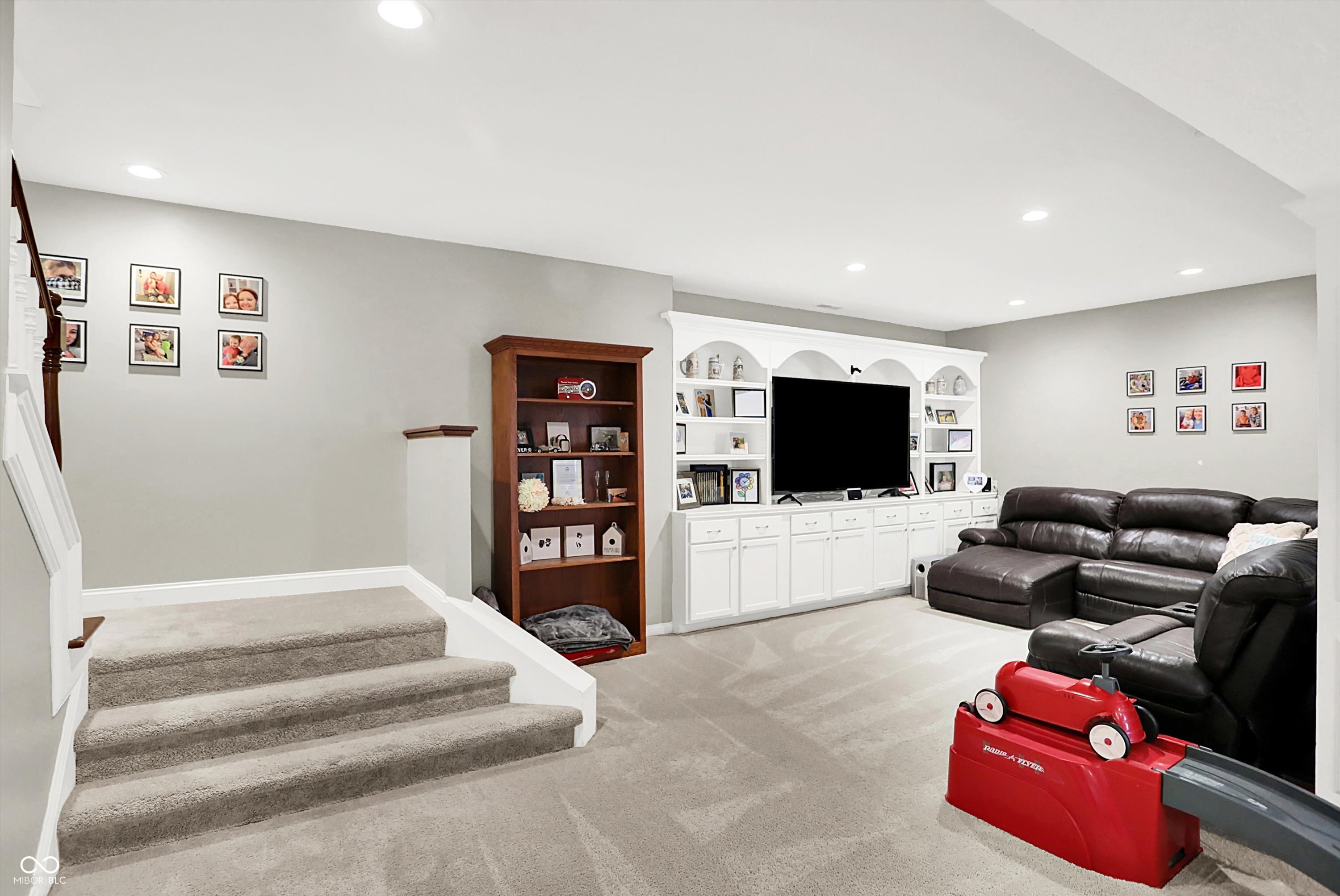 588 Walnut Woods Drive