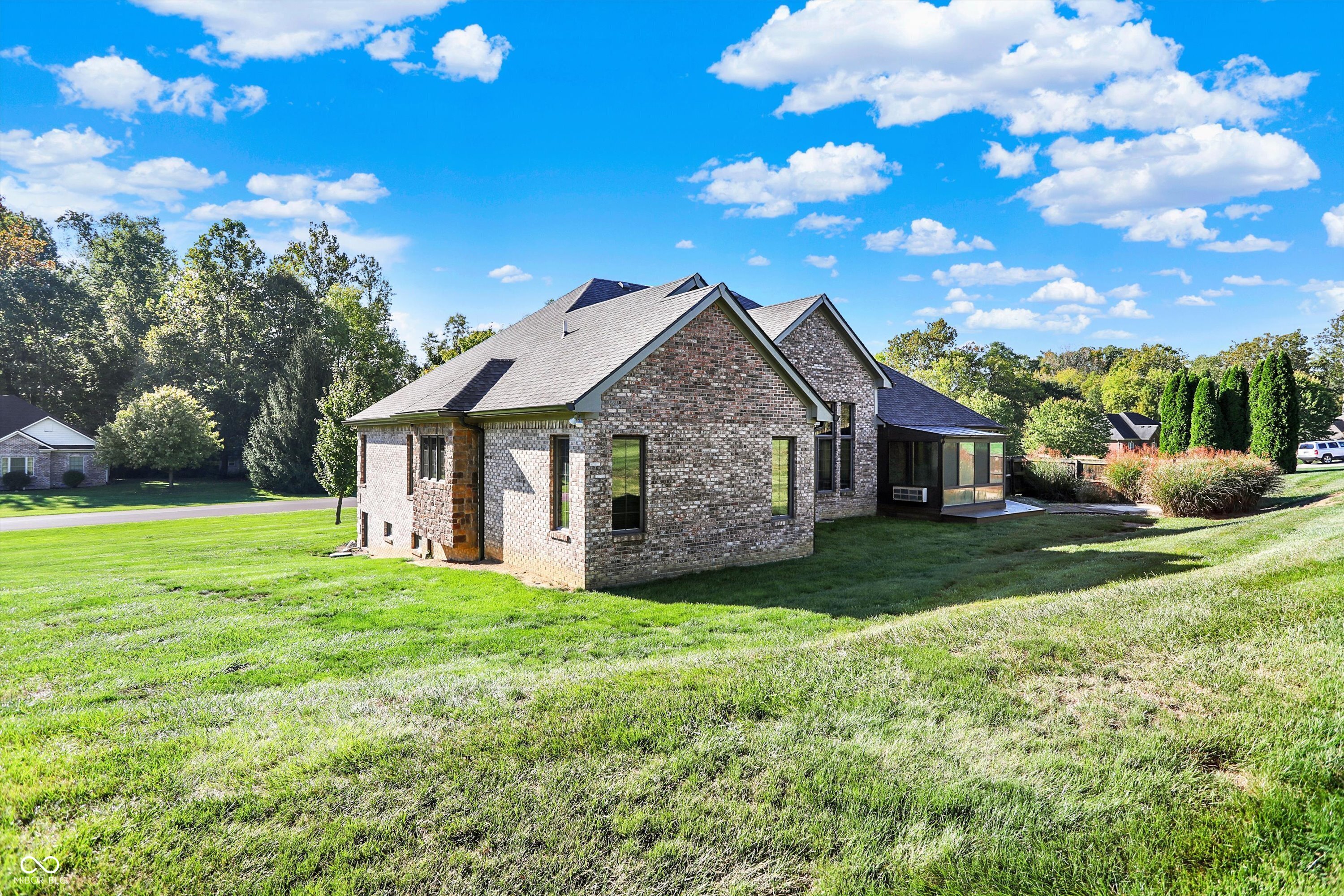 6750 E Rolling Valley Court