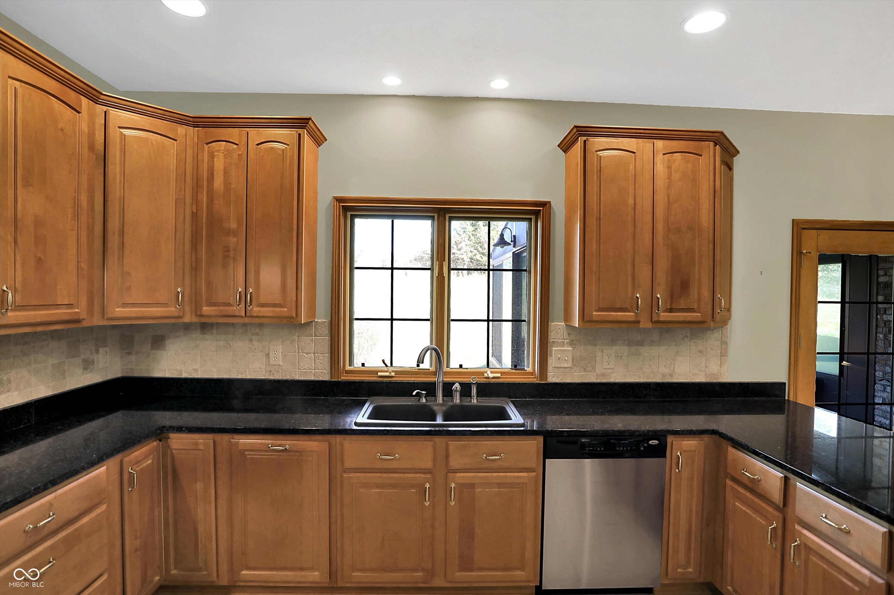 6750 E Rolling Valley Court