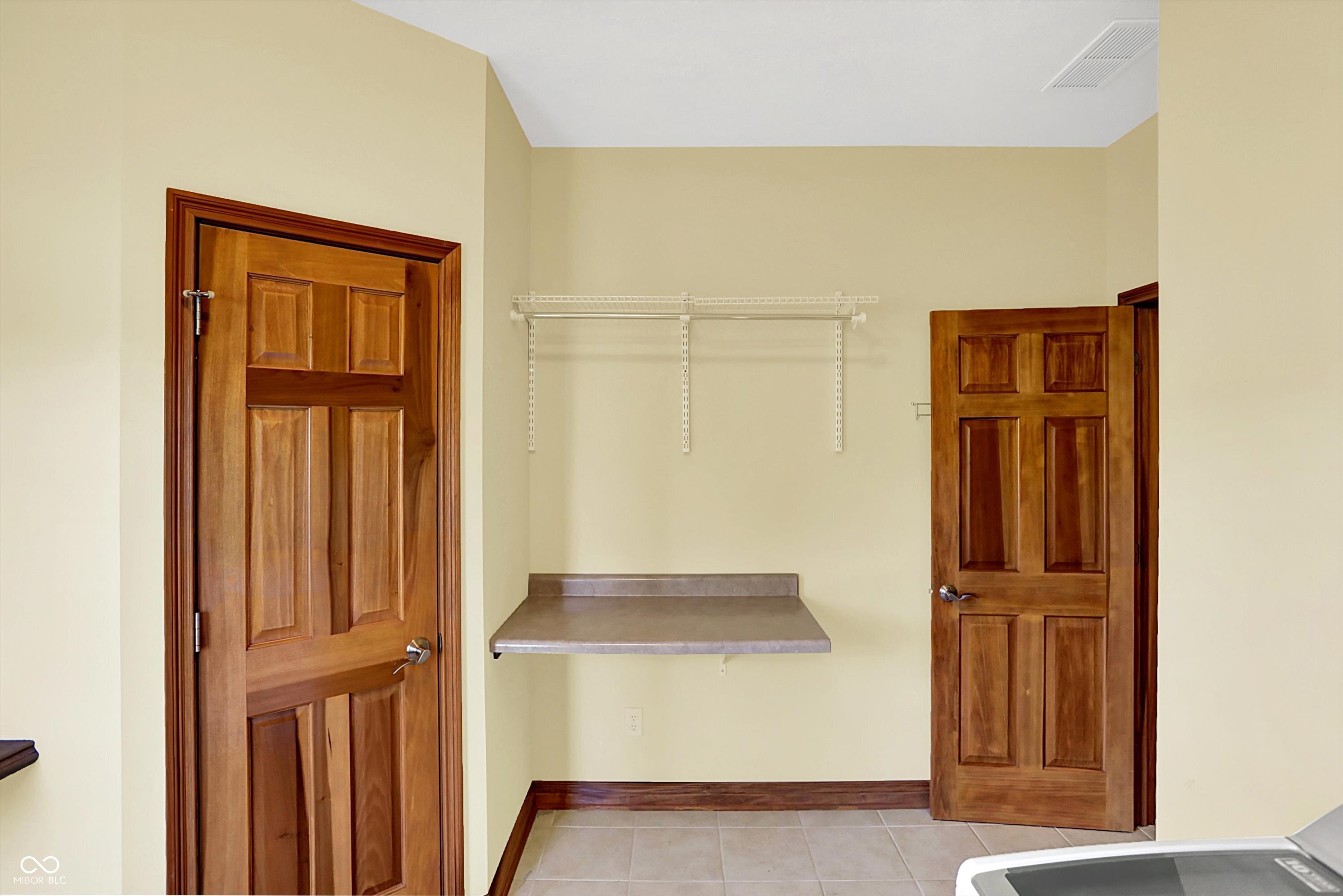 6750 E Rolling Valley Court