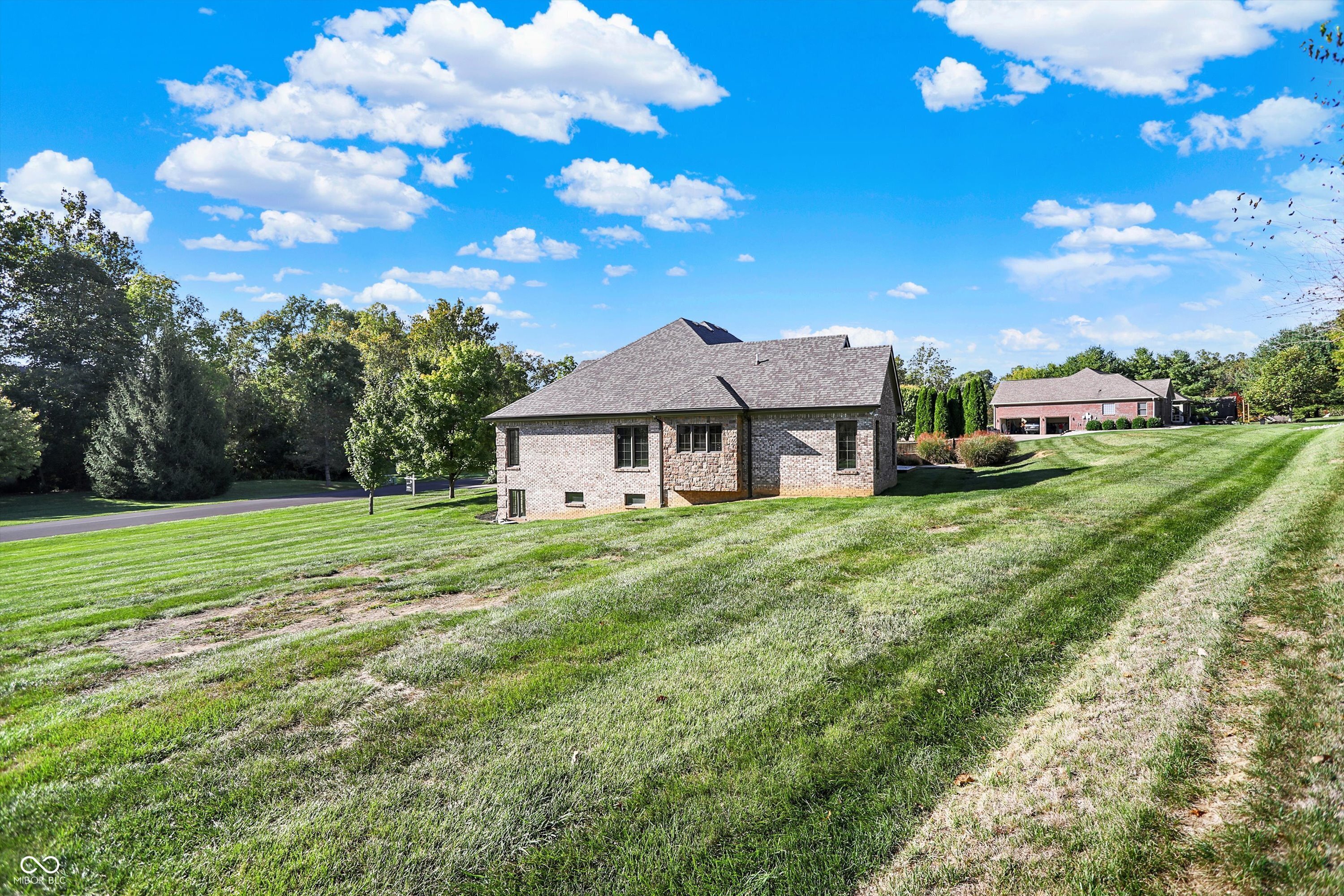 6750 E Rolling Valley Court