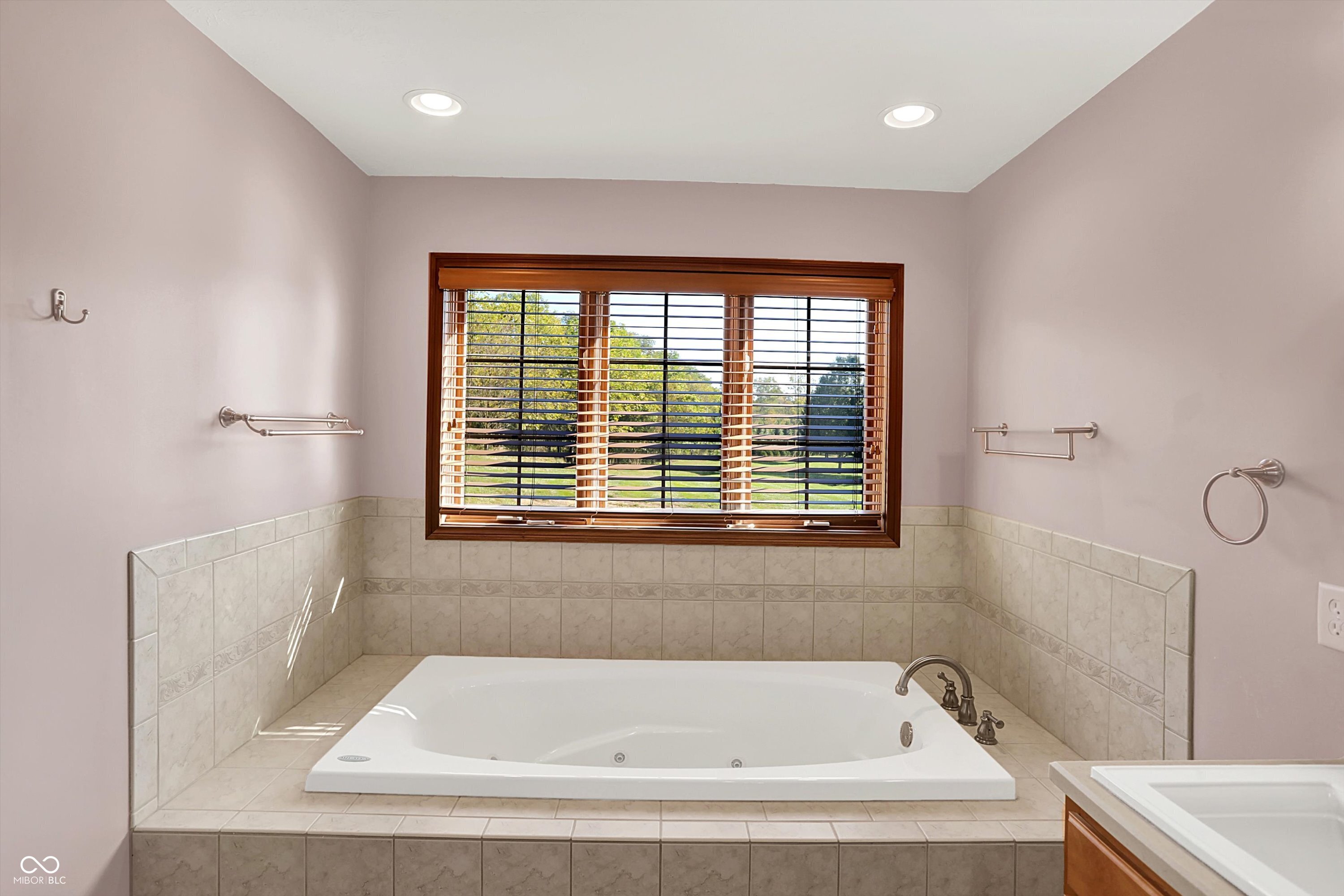 6750 E Rolling Valley Court