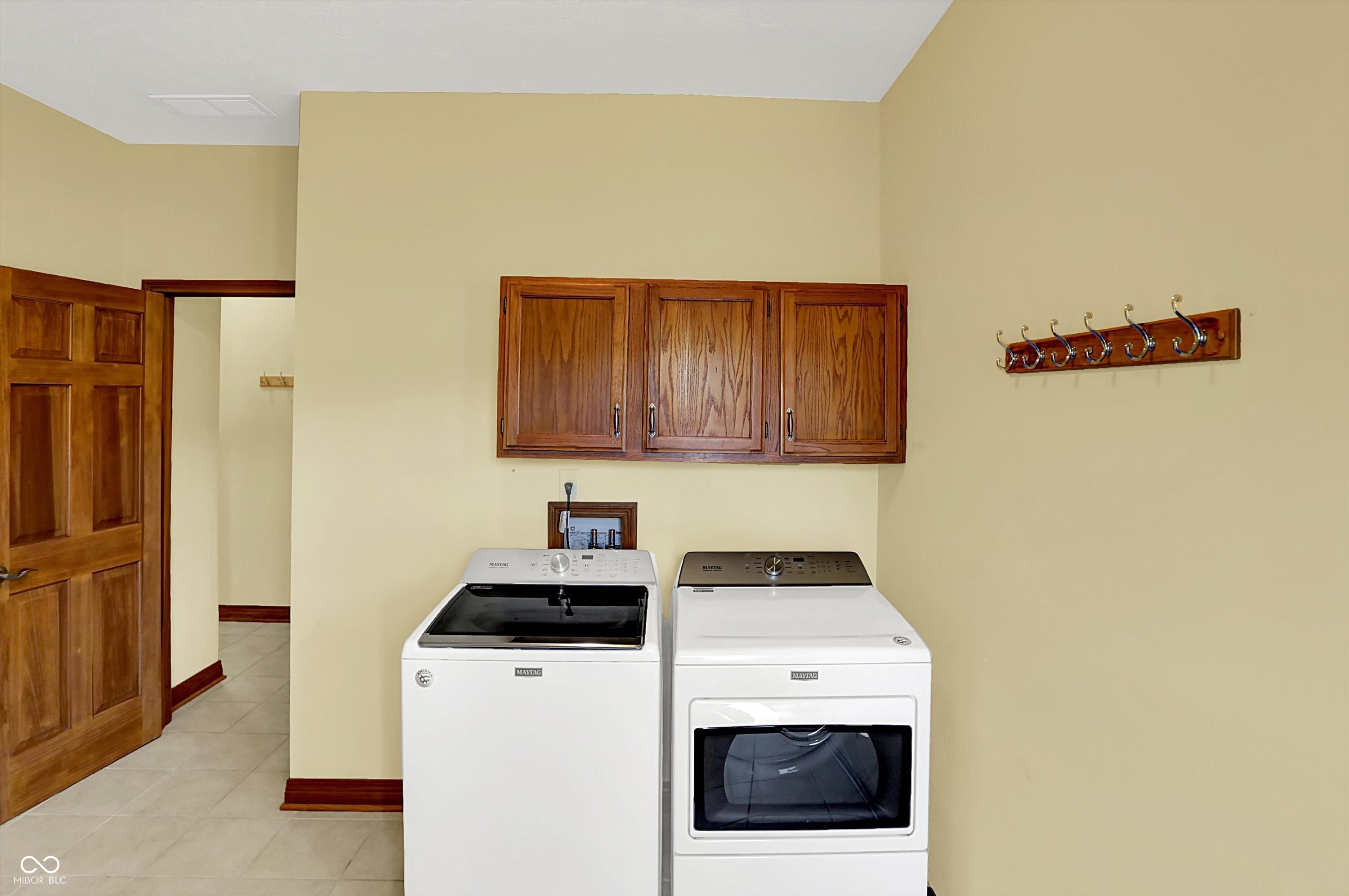 6750 E Rolling Valley Court