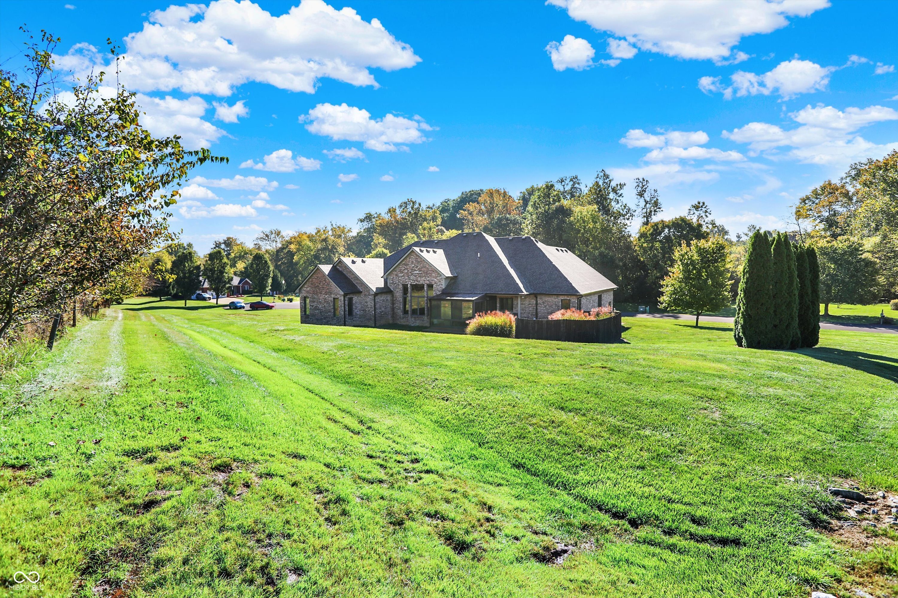 6750 E Rolling Valley Court